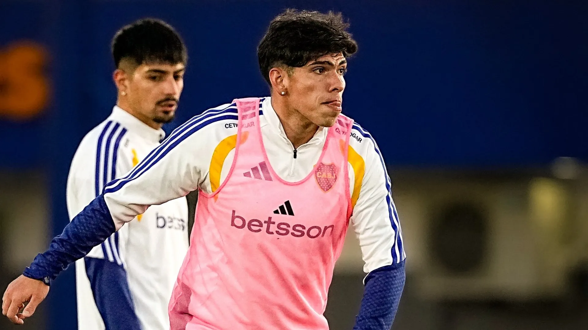 Qué le pasó a Carlos Palacios y por qué quedó afuera del partido ante O'Higgins