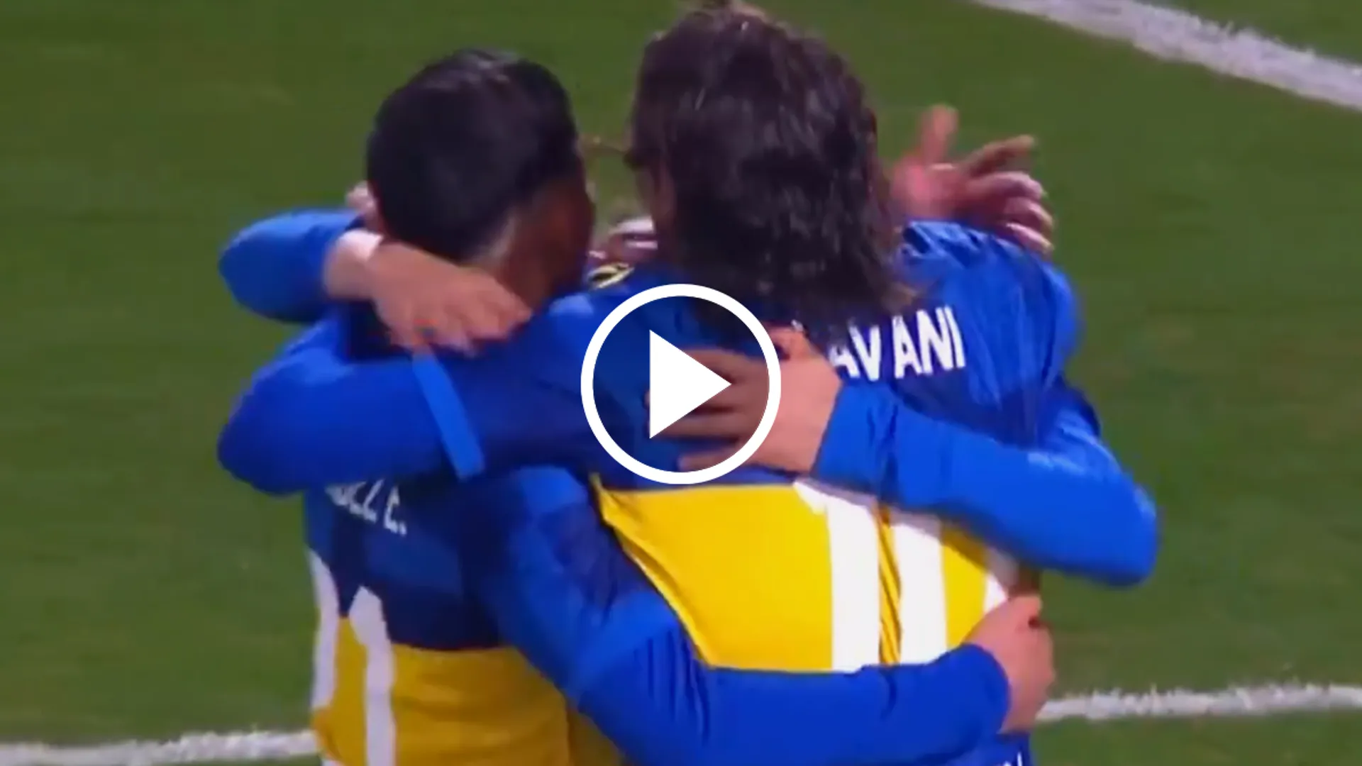 El gol de Edinson Cavani a Almirante Brown tras una gran jugada de Merentiel