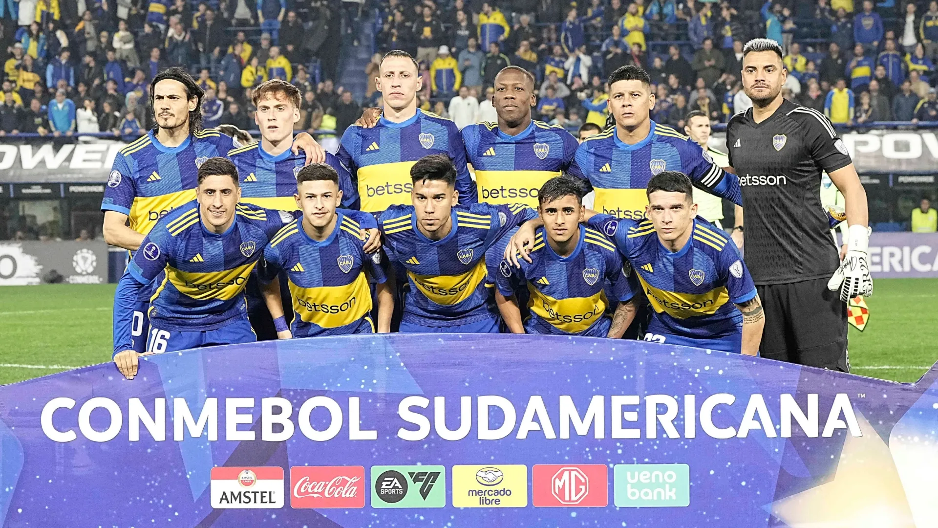 Advíncula y Cavani, en el equipo de la semana de Copa Sudamericana 2024