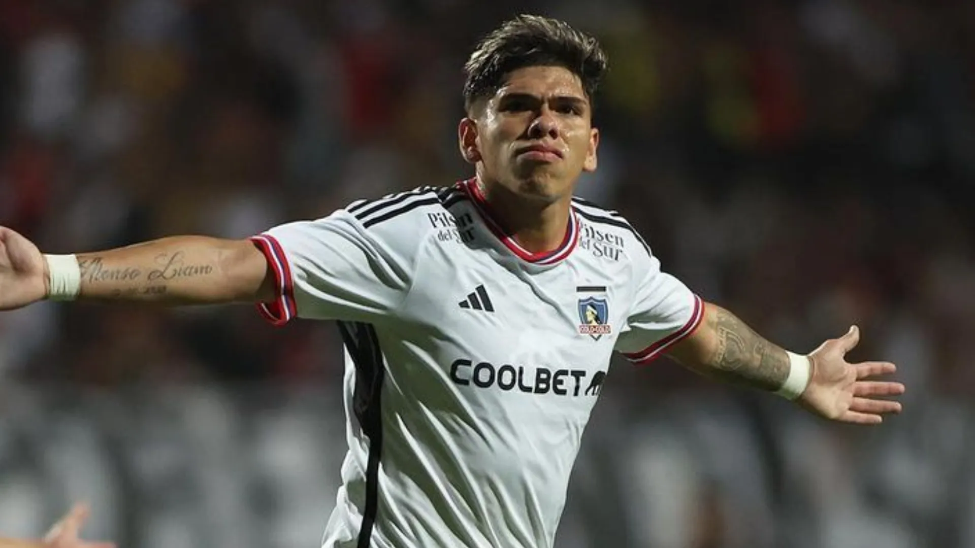 Carlos Palacios le tiró un guiño a Boca pero Colo Colo niega todo
