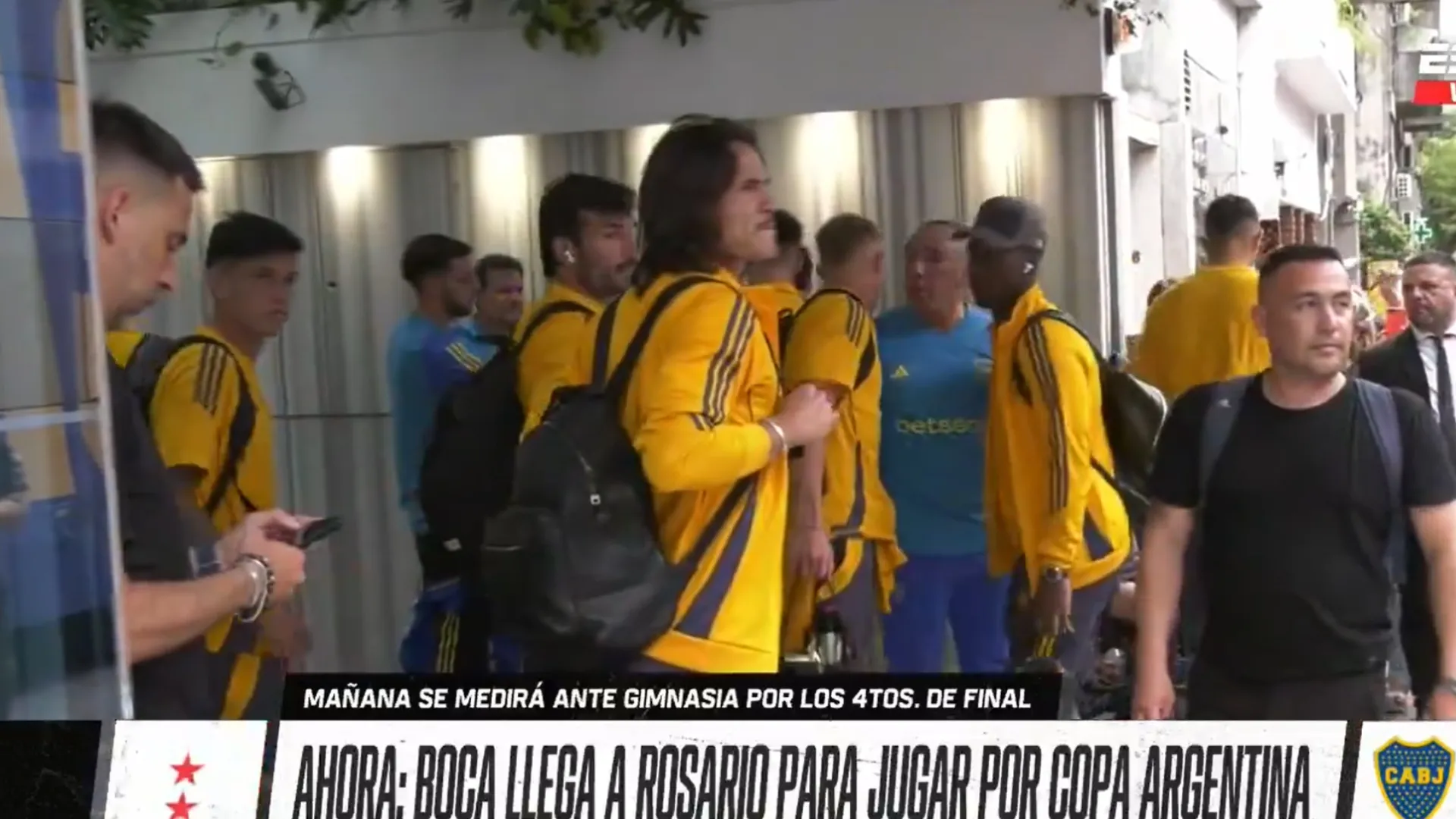 VIDEO | Boca llegó a Rosario y dos referentes no salieron a saludar a los hinchas