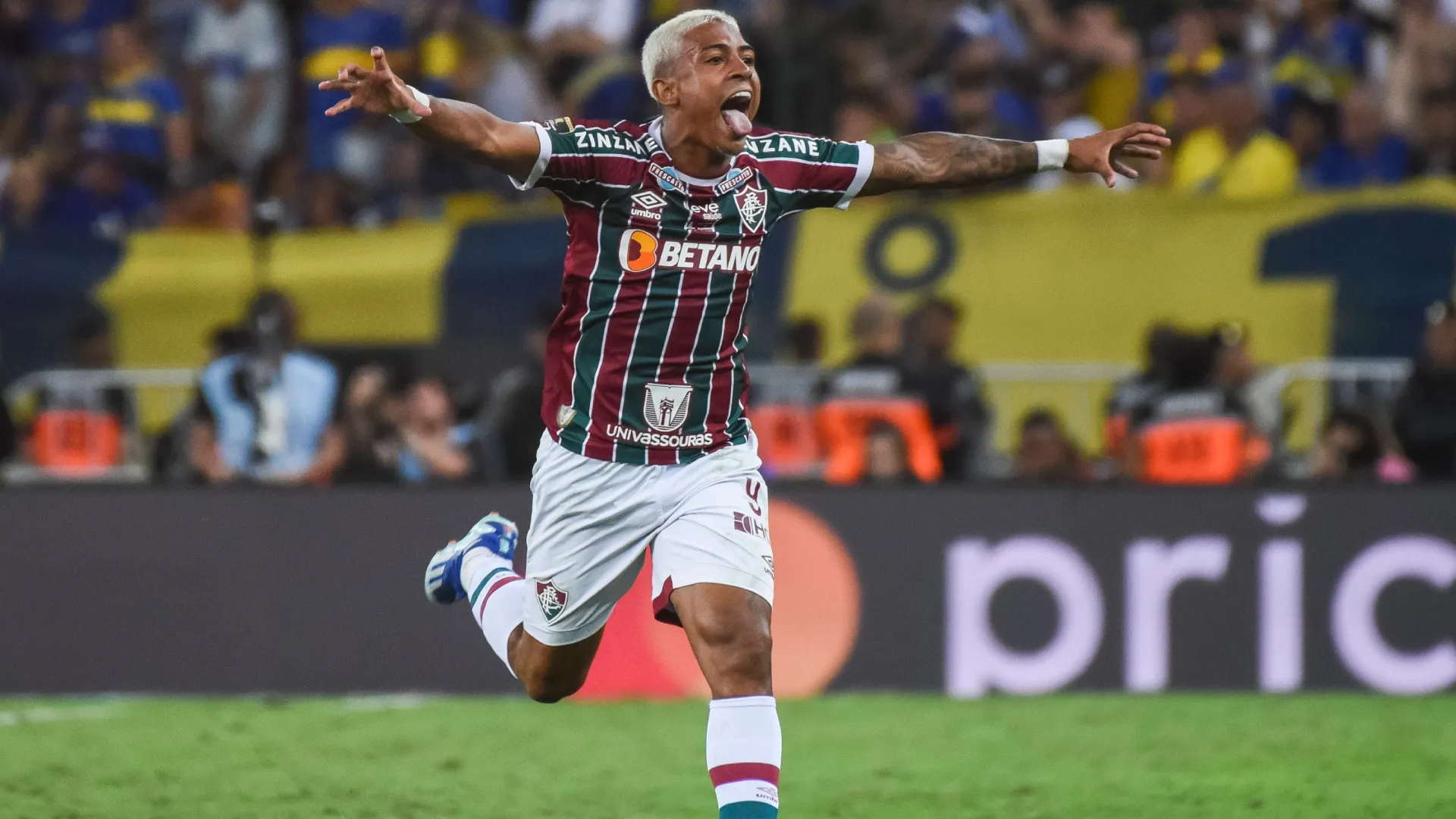 John Kennedy, el verdugo de Boca en la Libertadores, sería vendido tras varios escándalos en Fluminense