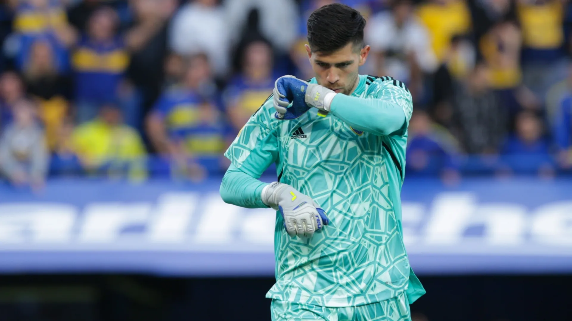 Si Boca inscribe a Rossi en la Libertadores, ¿le impide jugarla con Flamengo a partir de julio?