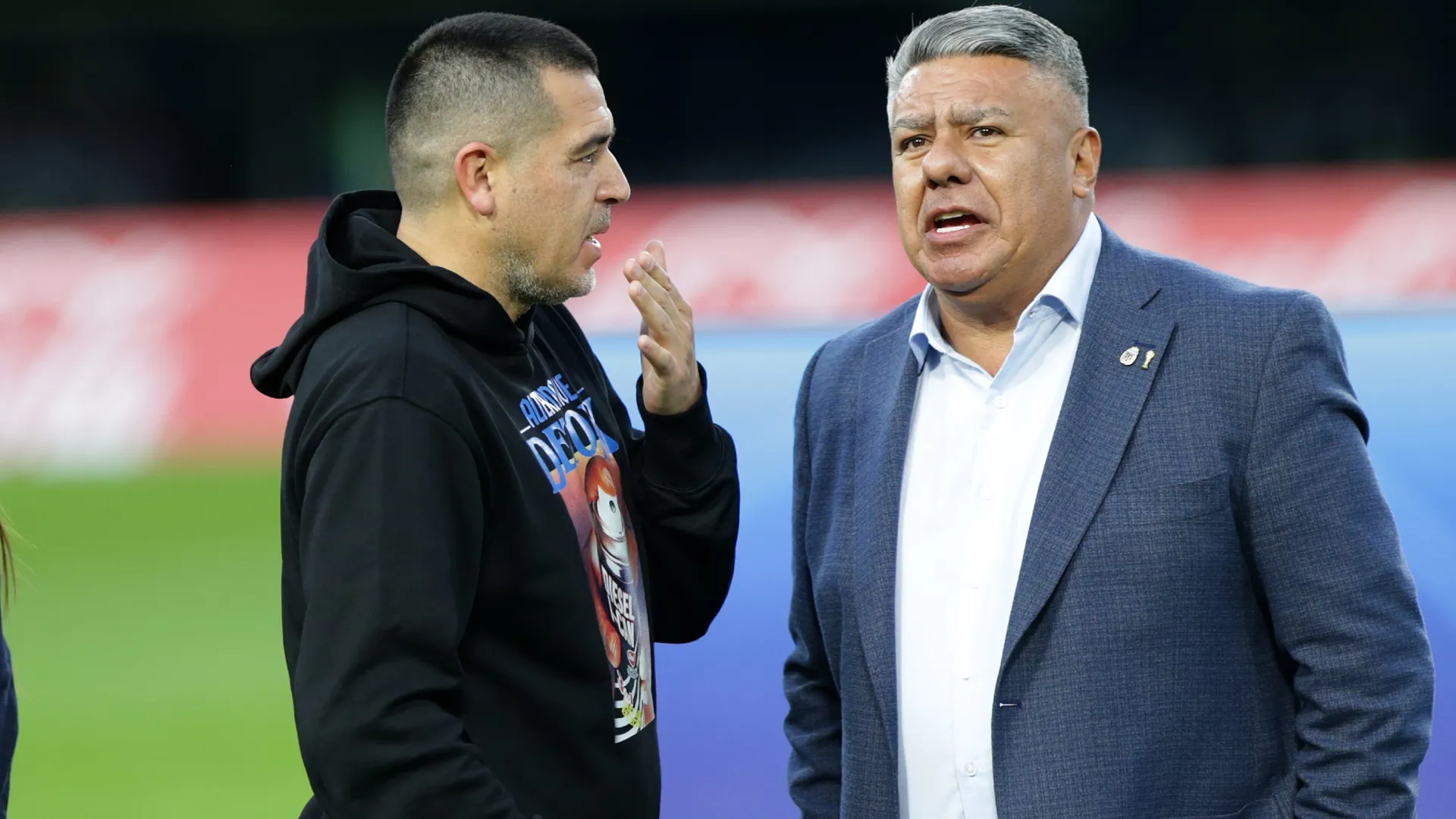 El detalle de Riquelme que nadie notó en la foto de la nueva AFA del Chiqui Tapia