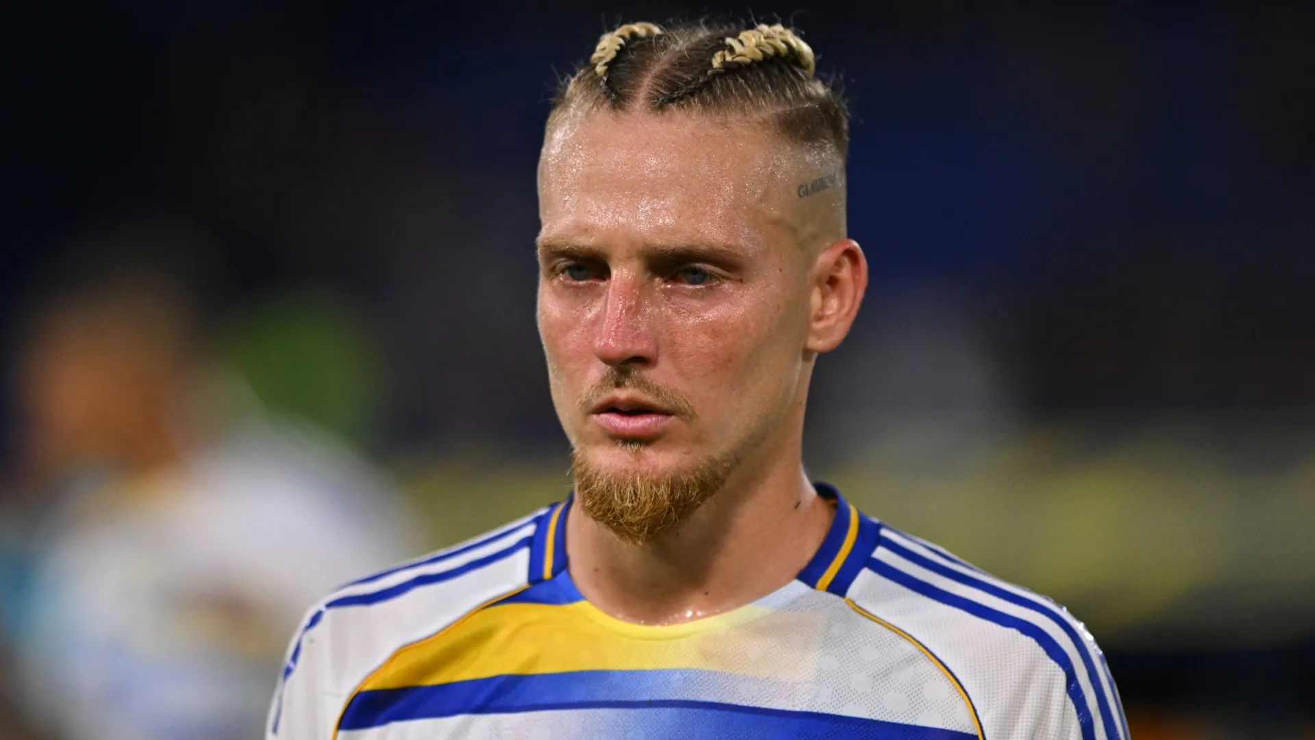 Santiago Ascacibar charló cara a cara con el plantel de Boca tras su expulsión en Ecuador