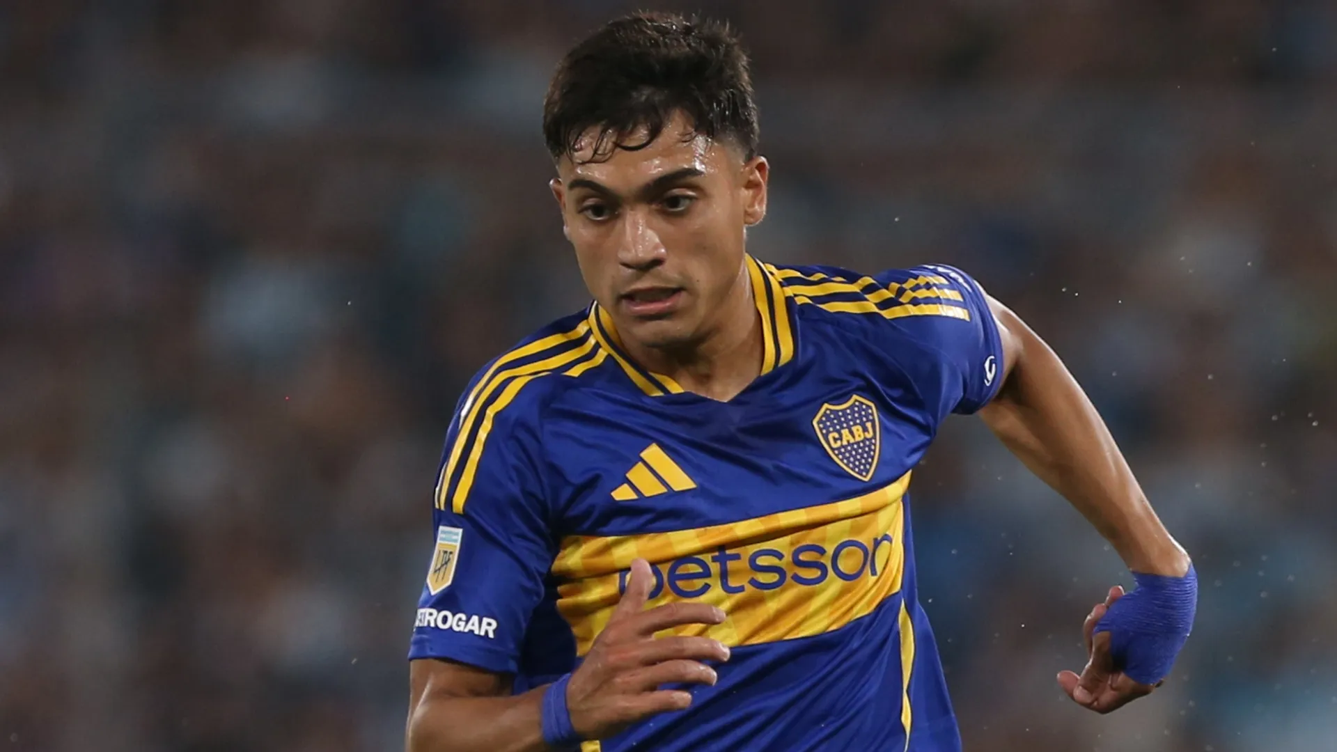 ¿A préstamo? Exequiel Zeballos se perfila para irse de Boca y hay un club argentino muy interesado en tenerlo