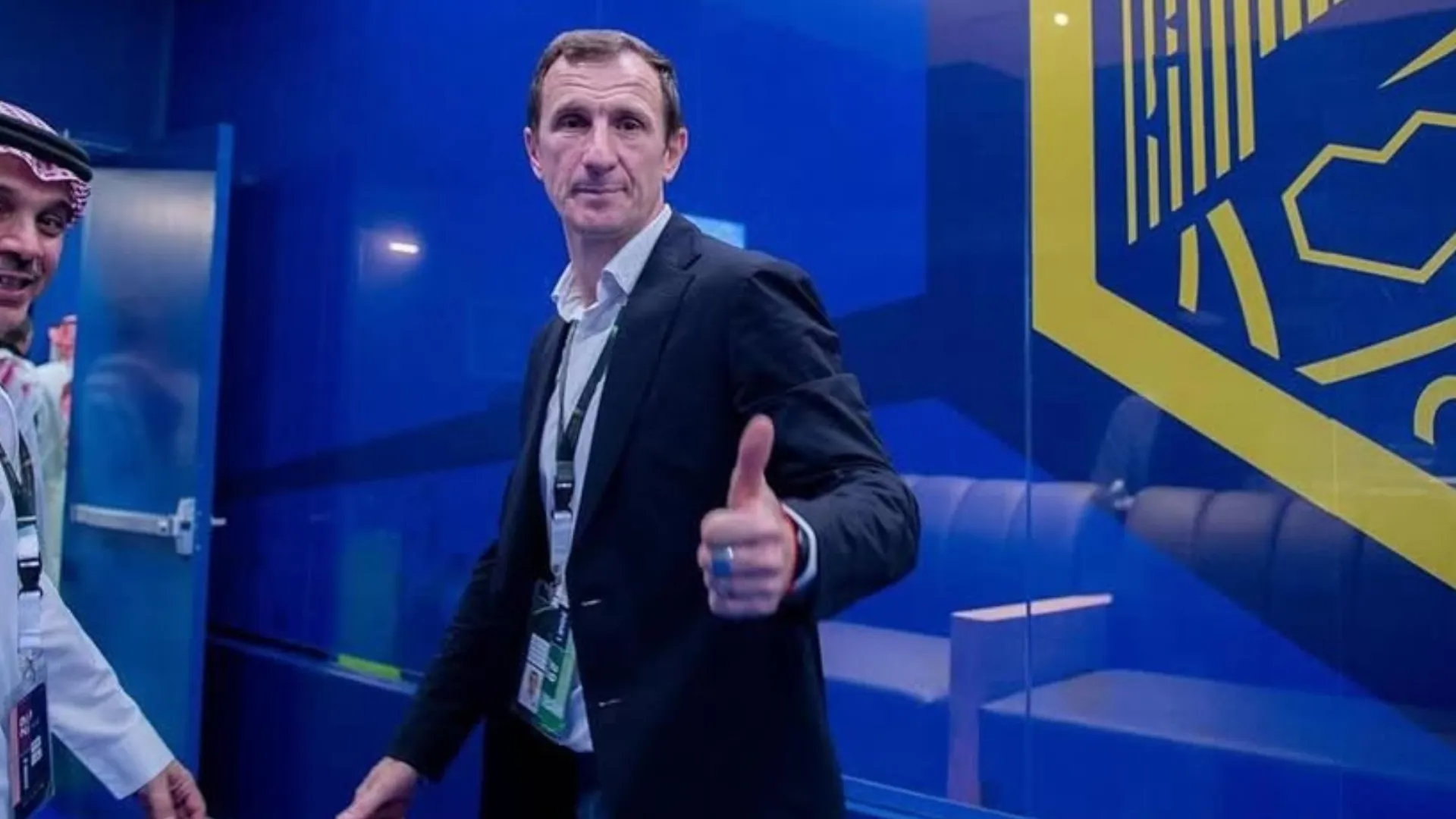 Rodolfo Arruabarrena aprobó negociaciones por el lateral derecho de Argentinos Juniors