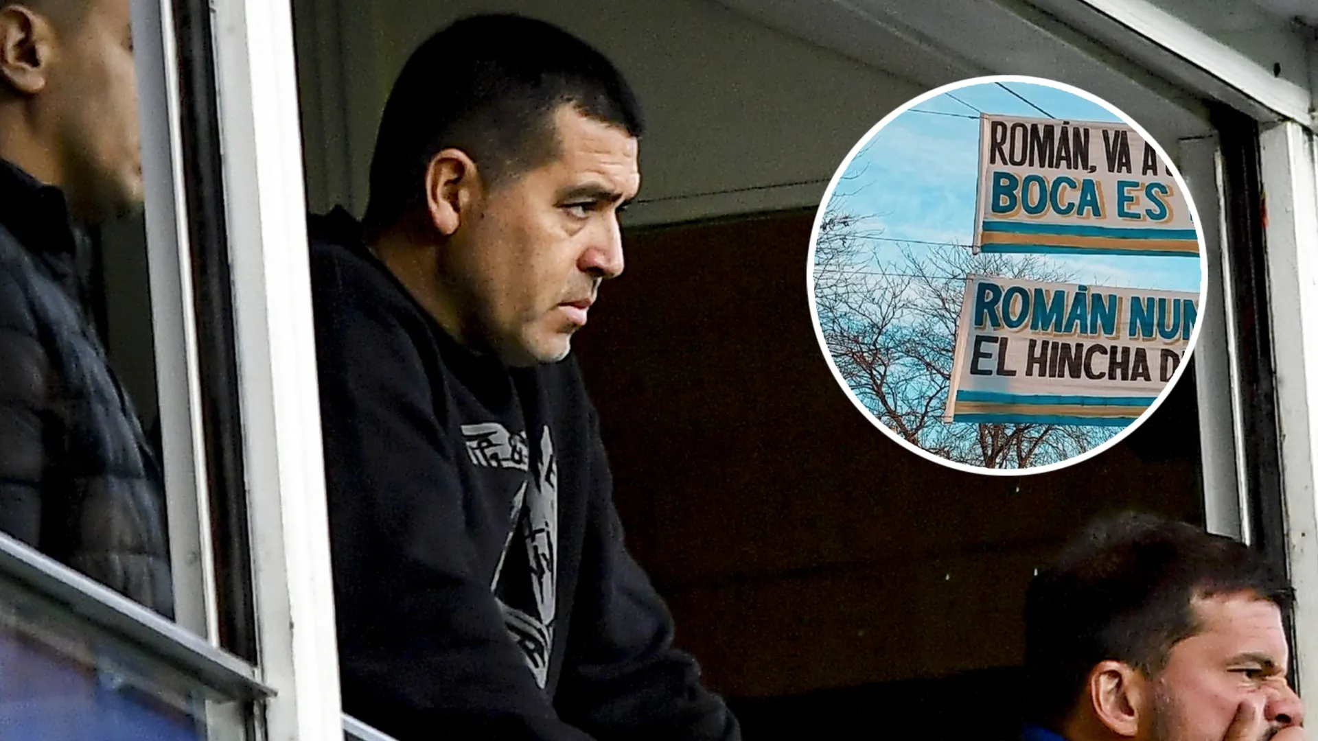 En la previa del partido contra Racing, aparecieron dos pasacalles para Riquelme en Ezeiza