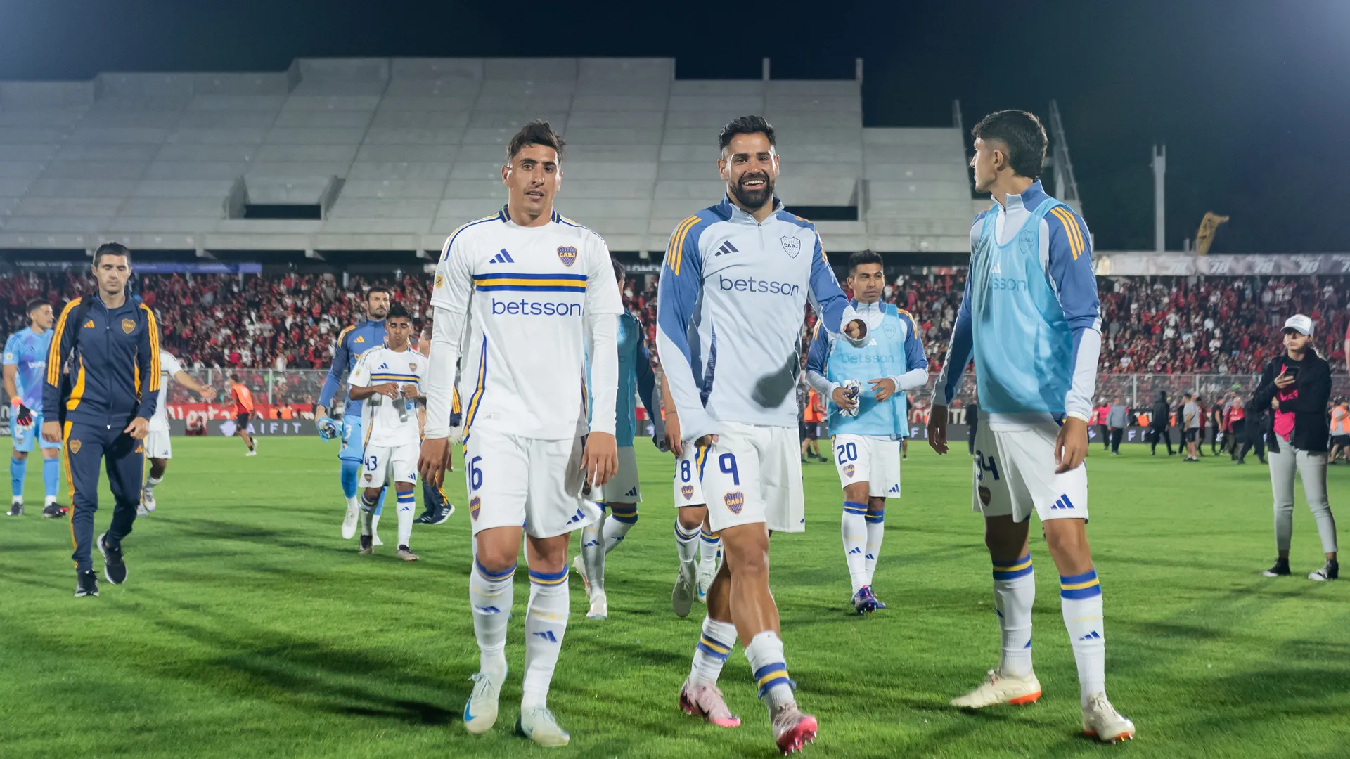 Merentiel corre de atrás con Gago en Boca