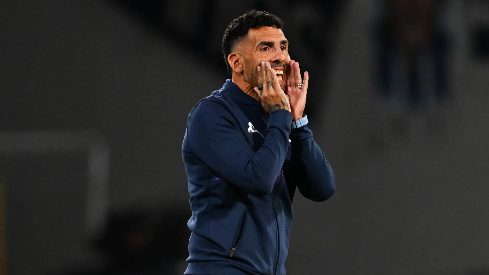 Carlos Tevez regresa a La Bombonera: el único antecedente enfrentando a Boca como DT