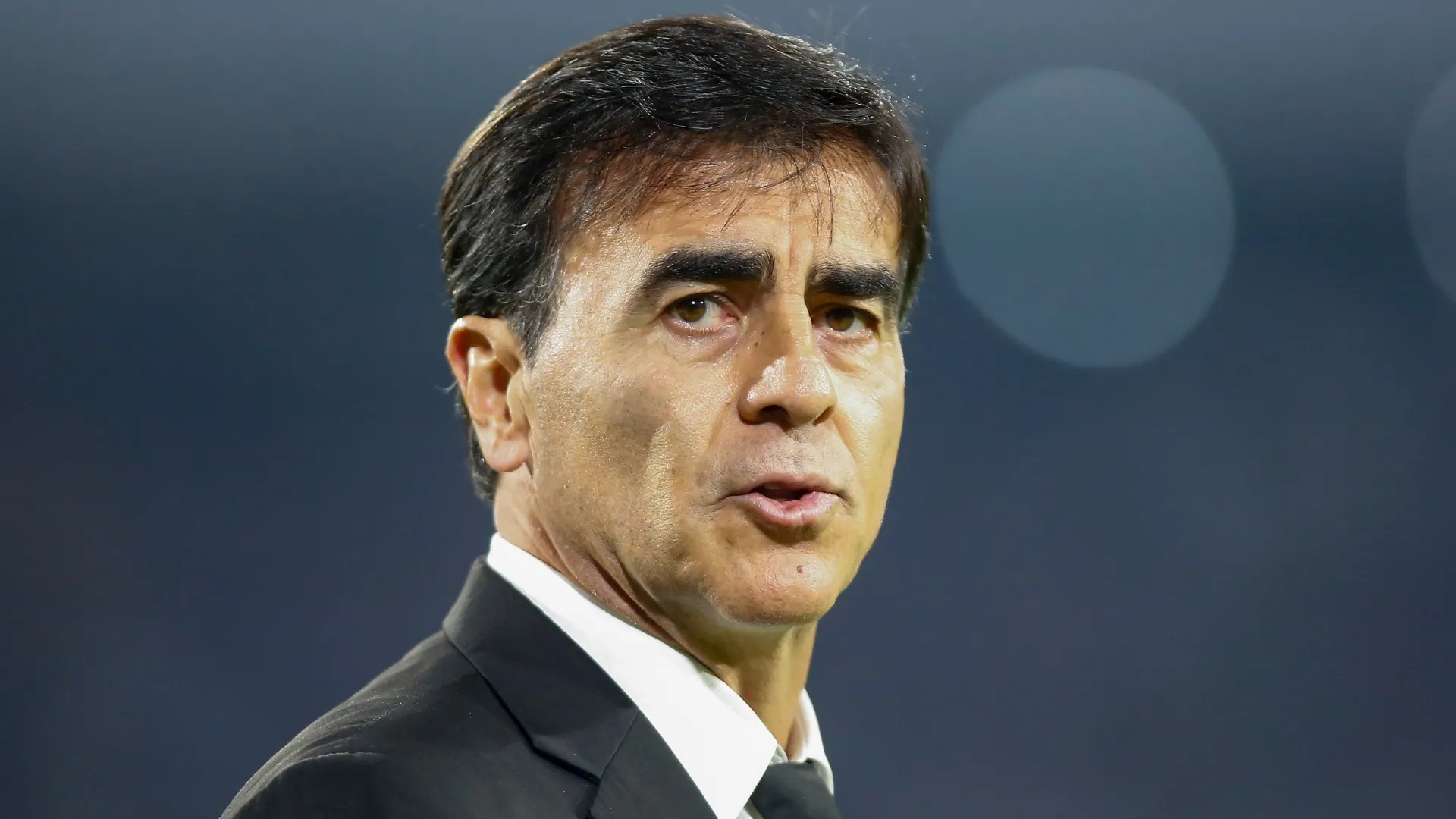 Gustavo Quinteros fue serio candidato a DT de Boca y ahora suena para reemplazar a Vaccari en Independiente