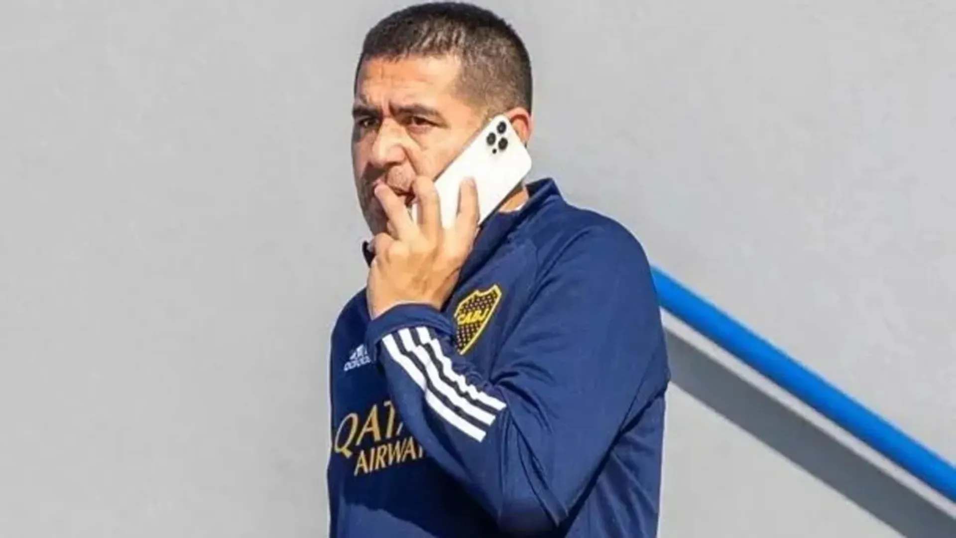 "Lo estoy buscando...": La figura a la que Riquelme todavía no pudo invitar a su despedida