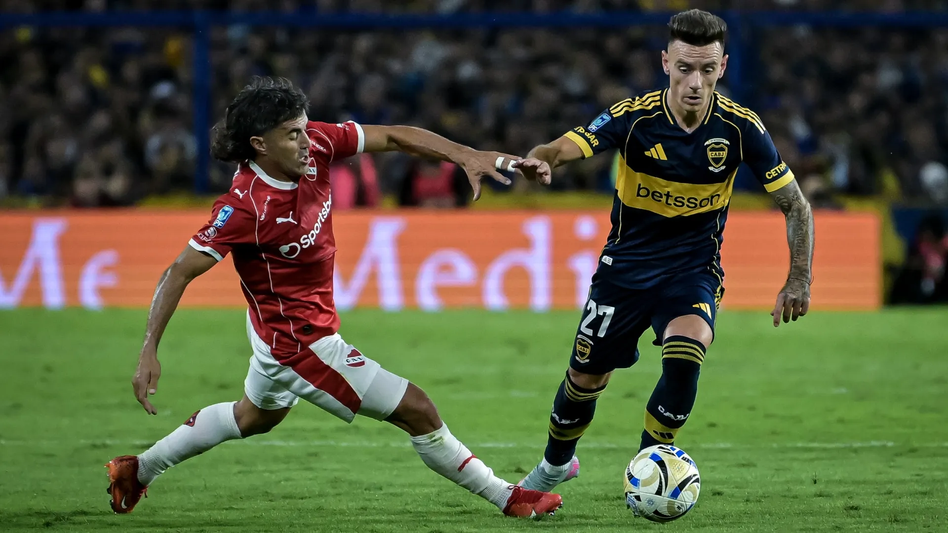 Boca visita a Independiente en Avellaneda.