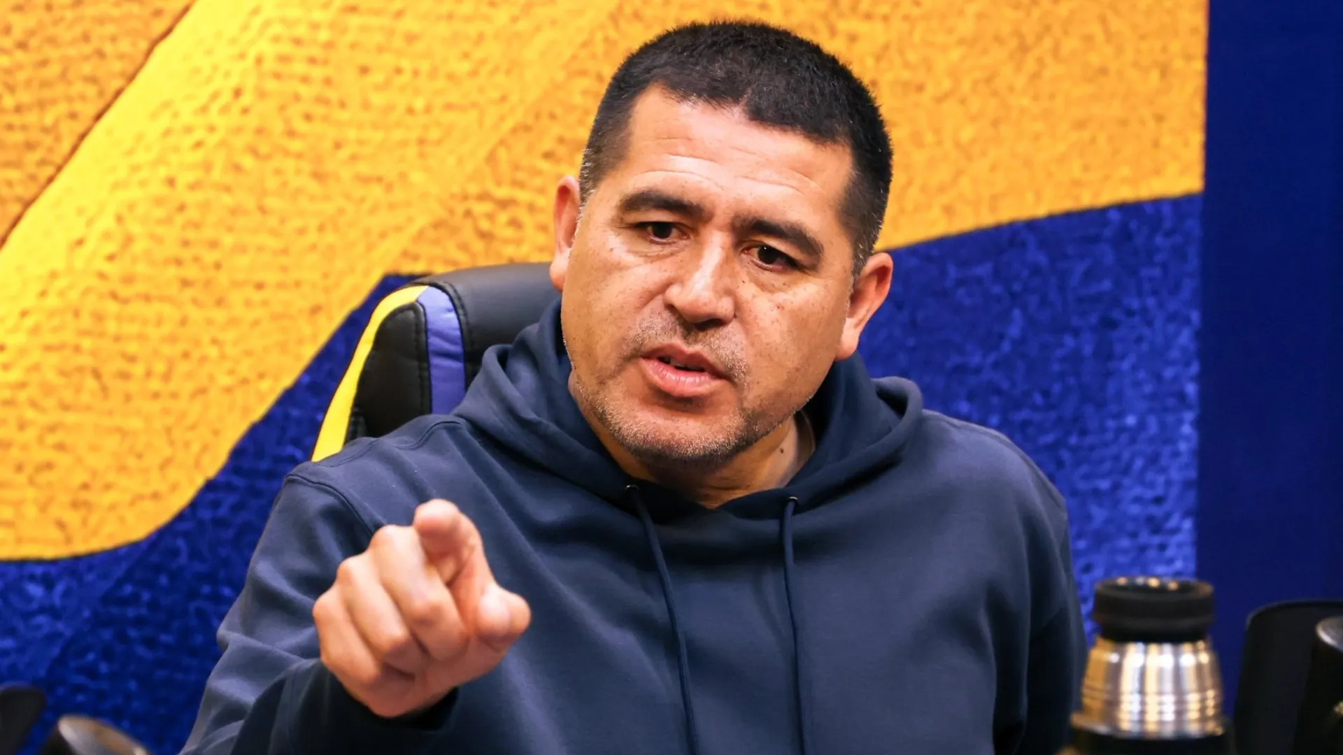 Adonis Frías y Lucas Merolla, los dos defensores centrales que Riquelme tiene en la mira