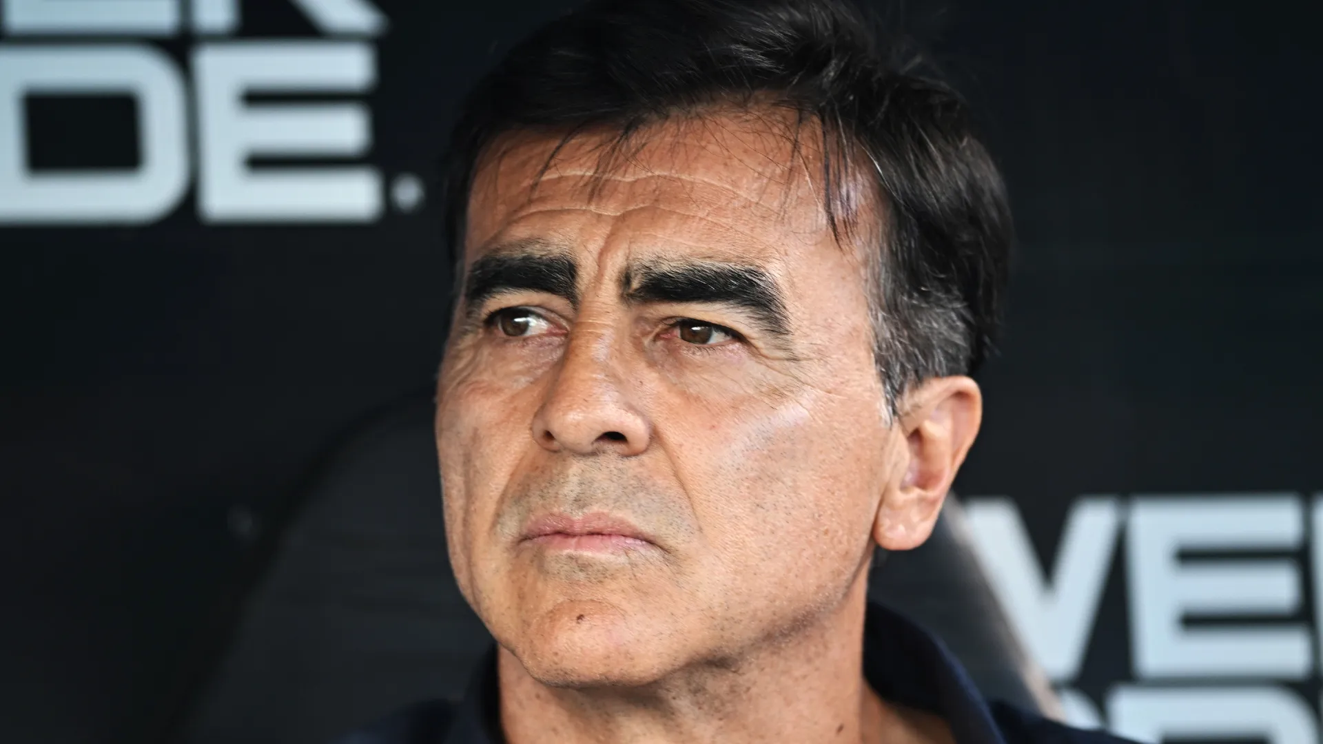 ¿Sorprenden a Boca? El planteo que tiene en mente Quinteros en Independiente para el clásico