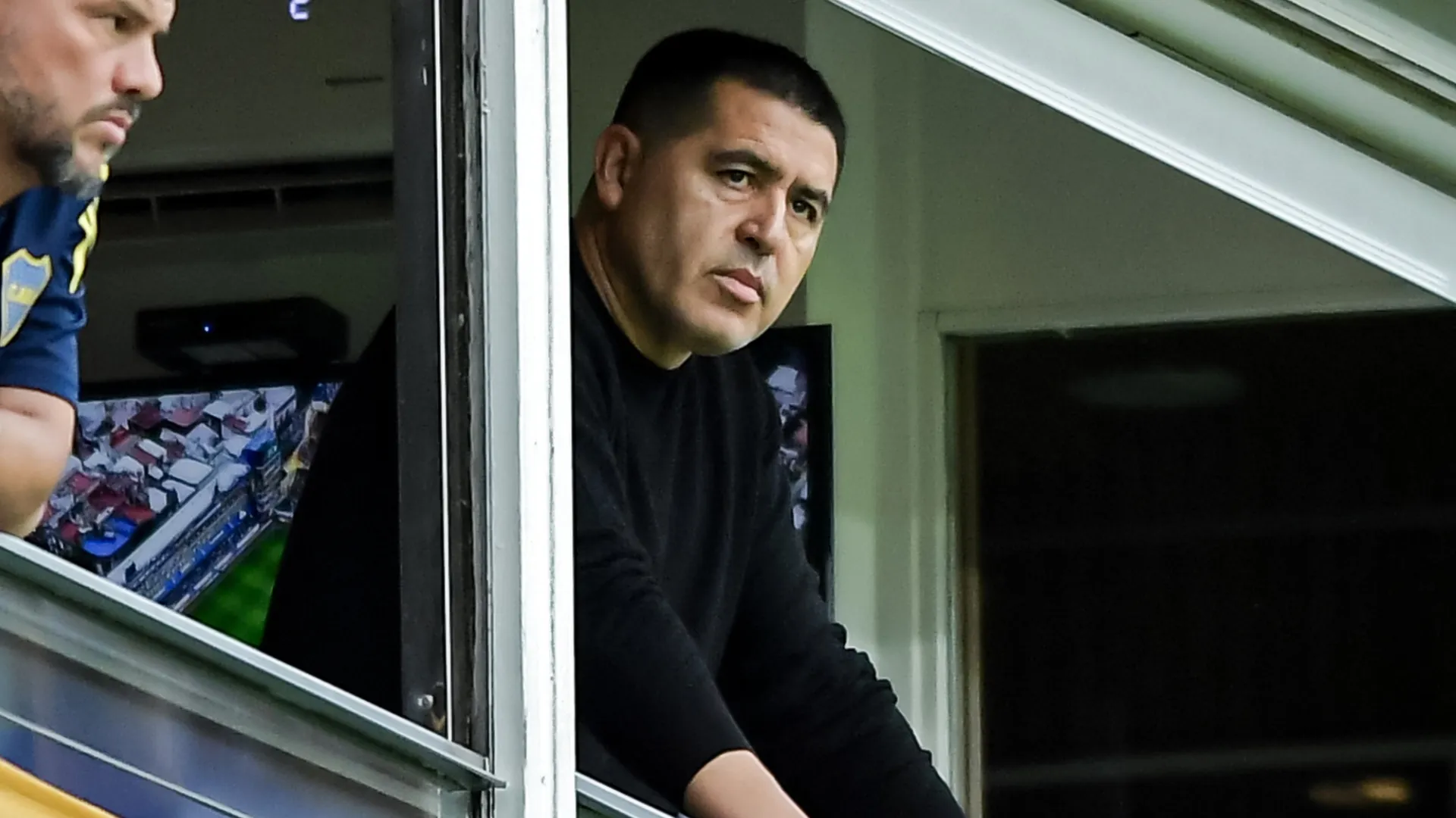 Riquelme bajó al vestuario luego de la eliminación de Boca: habló con jugadores y cuerpo técnico
