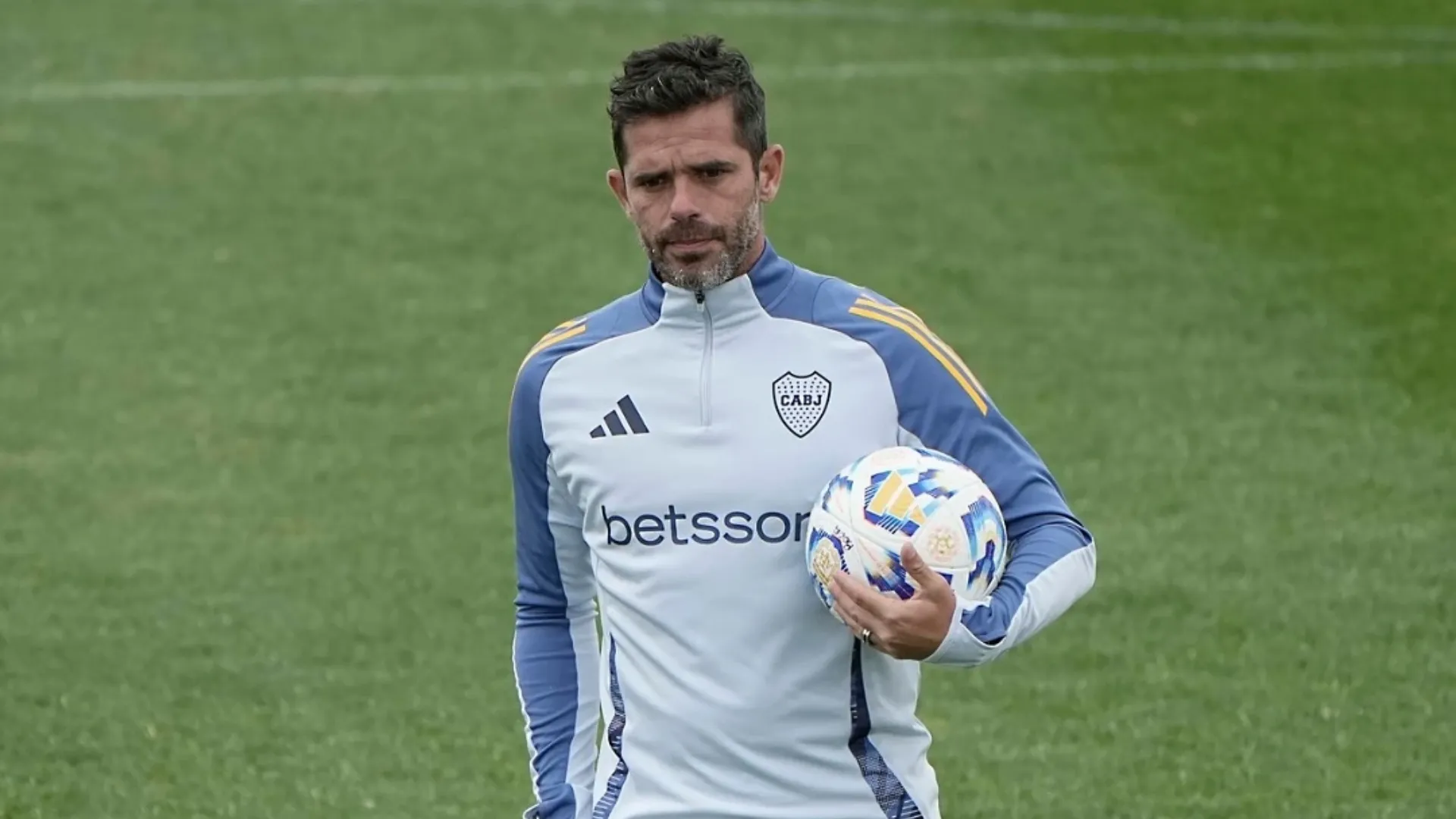 Muy diferente al 2024: la nueva defensa que planea Fernando Gago para Boca en este 2025