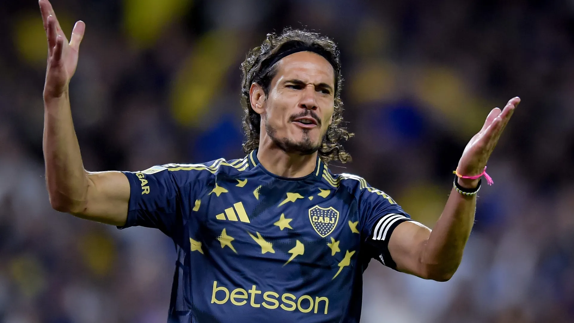 Claudio Úbeda decidió dejar afuera a Edinson Cavani del partido de Boca vs. Belgrano
