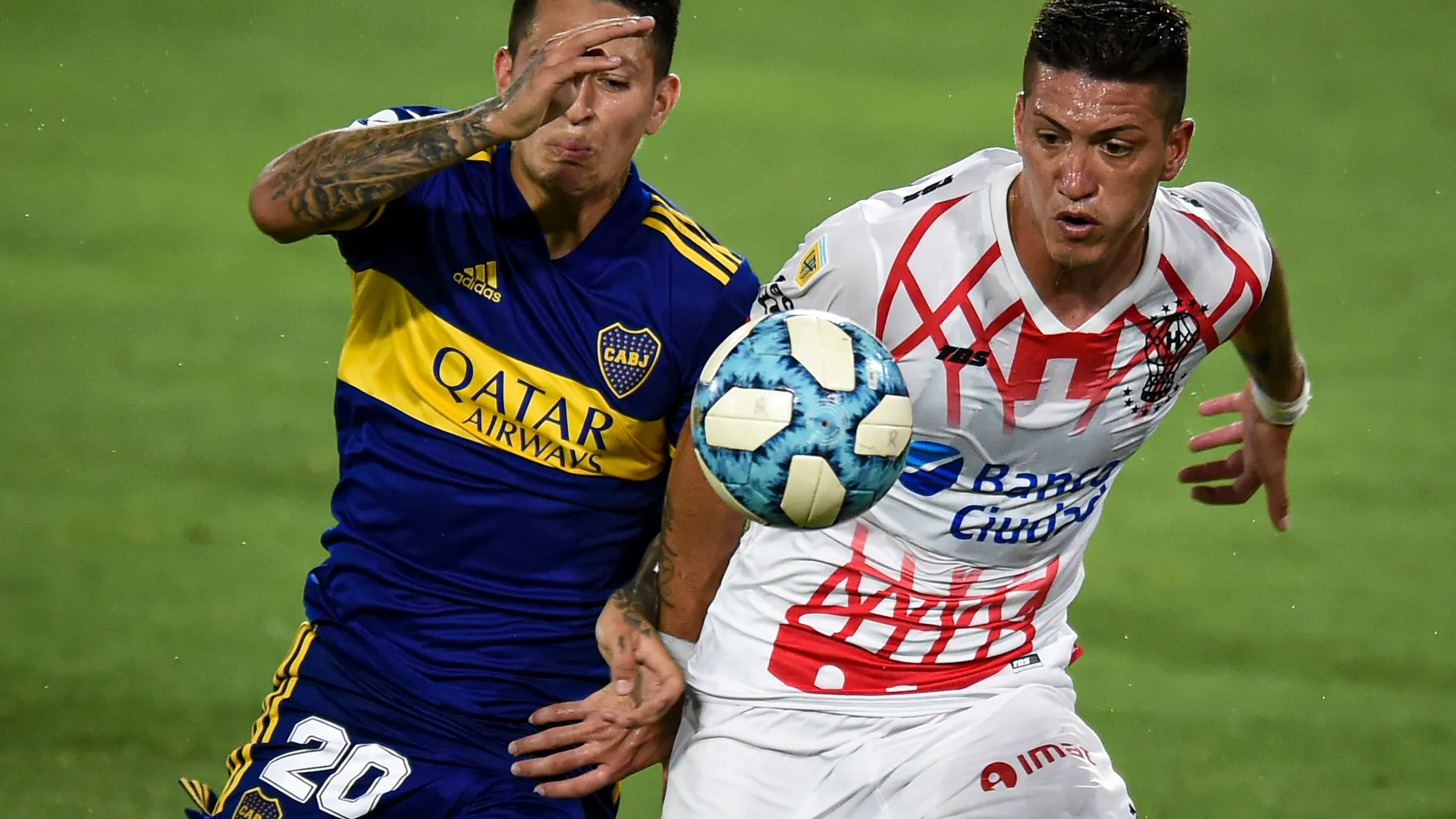 "Me molesta": el presidente de Huracán se enojó por las charlas con Boca y River por Merolla