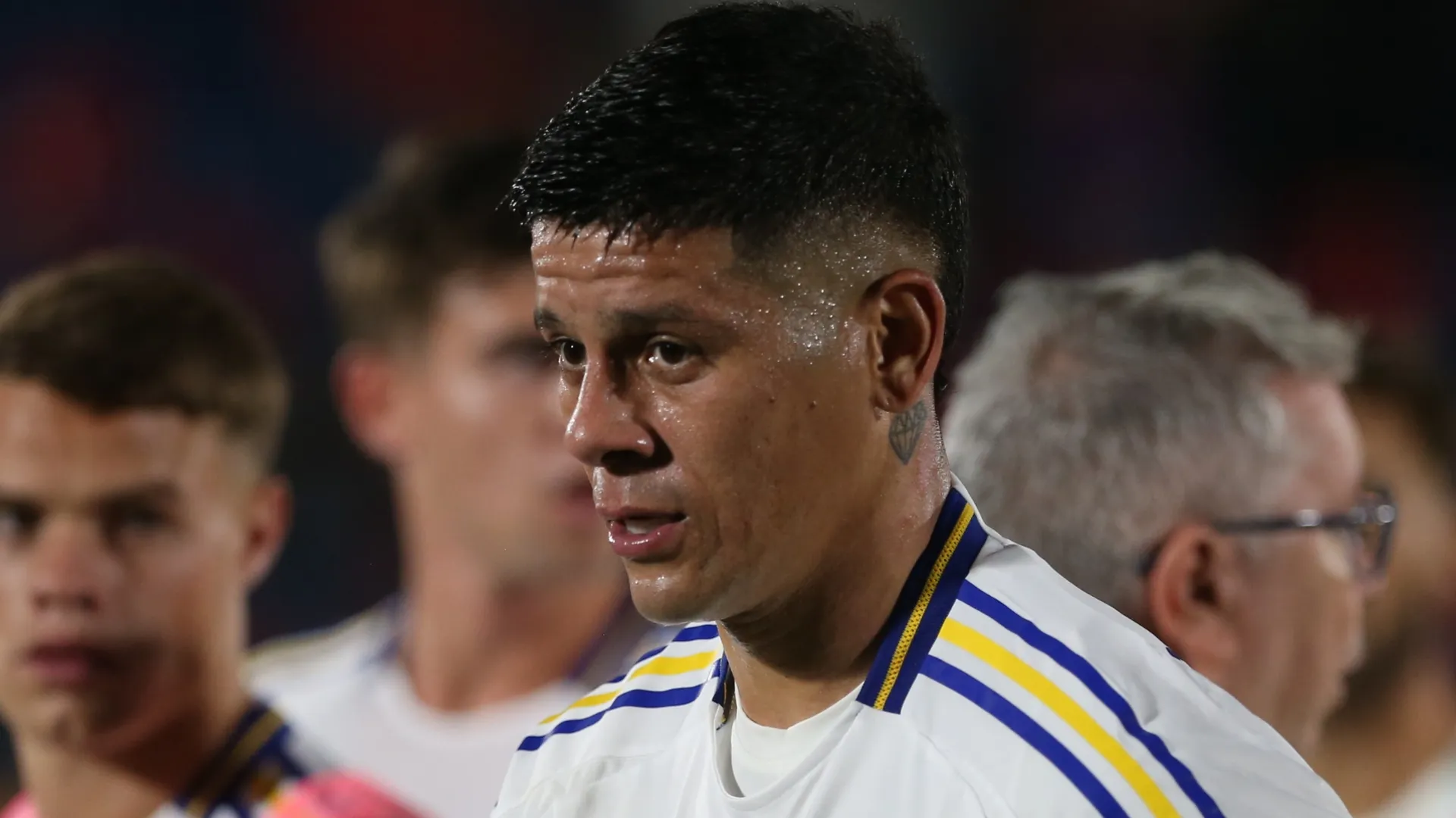 Marcos Rojo cambió de postura y viajó con el plantel de Boca a Buenos Aires: el motivo