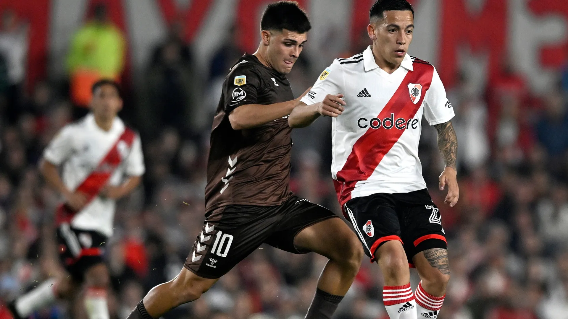 ¿Vuelve y se va? Apareció una opción que nadie esperaba para Taborda en junio