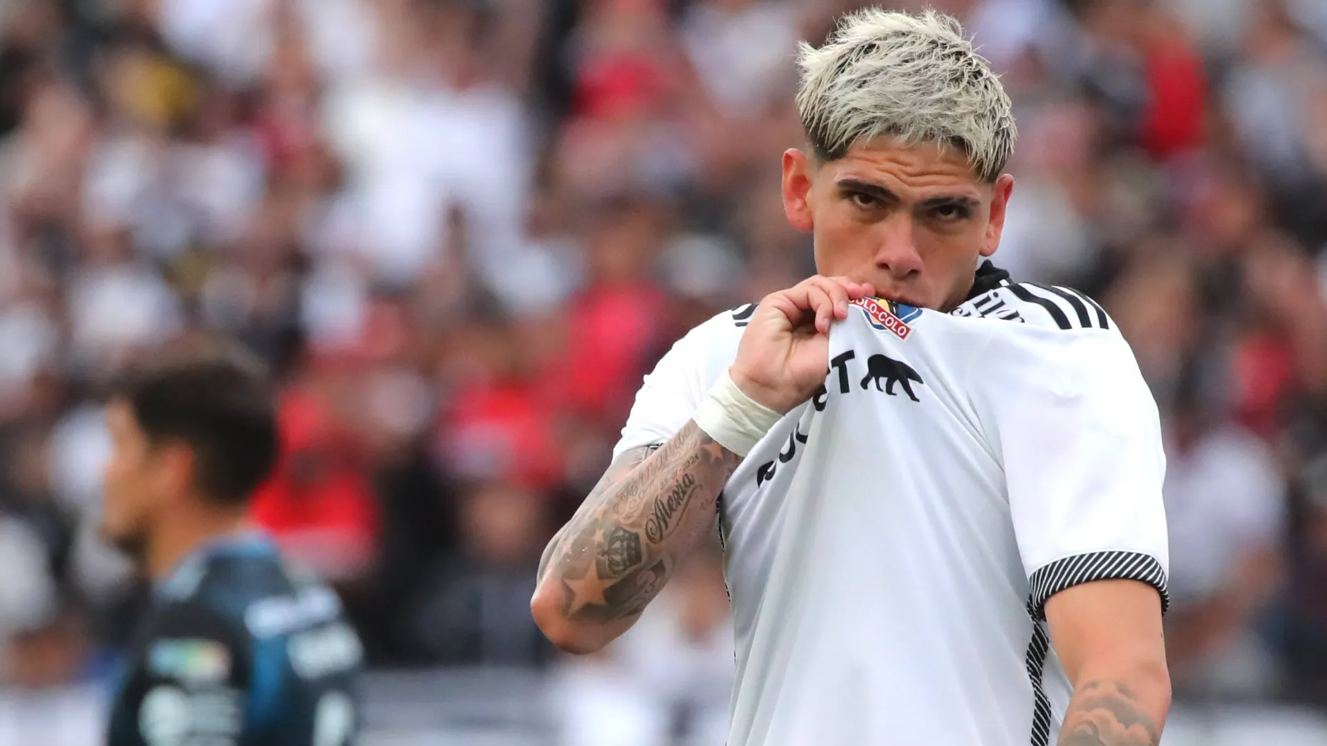 Carlos Palacios se despidió de los hinchas de Colo Colo con una emotiva publicación en redes sociales: "Desde pequeñito..."