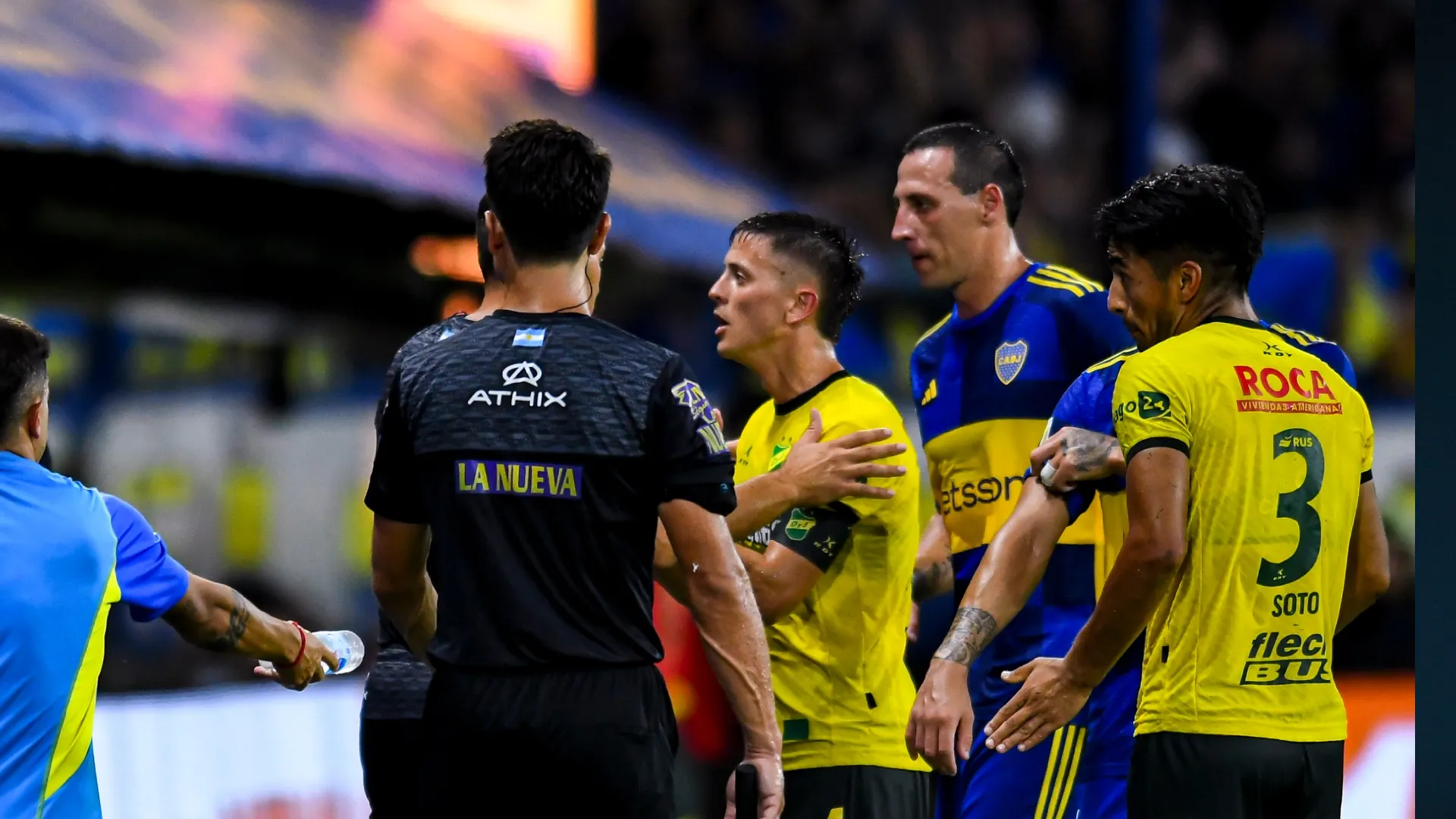 El gesto de Alexis Soto en el penal que no le cobraron a Defensa y Justicia contra Boca