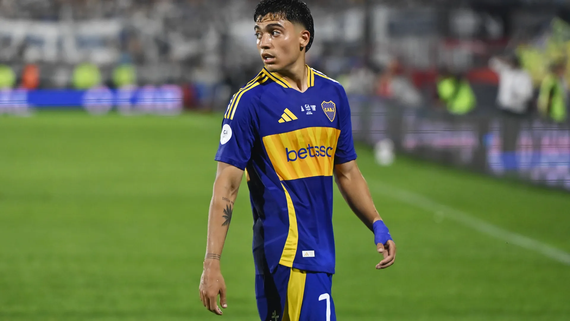 Zeballos quedará afuera de los concentrados para Boca vs. Defensa y Justicia