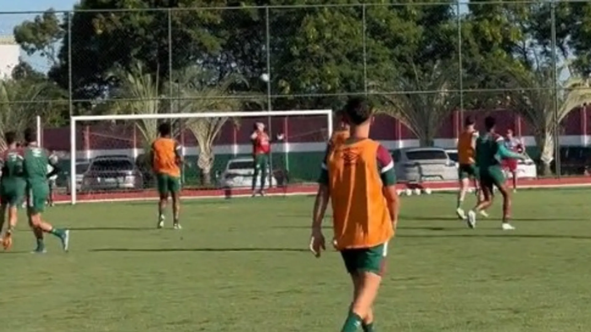 Gol de Germán Cano en la práctica de Fluminense