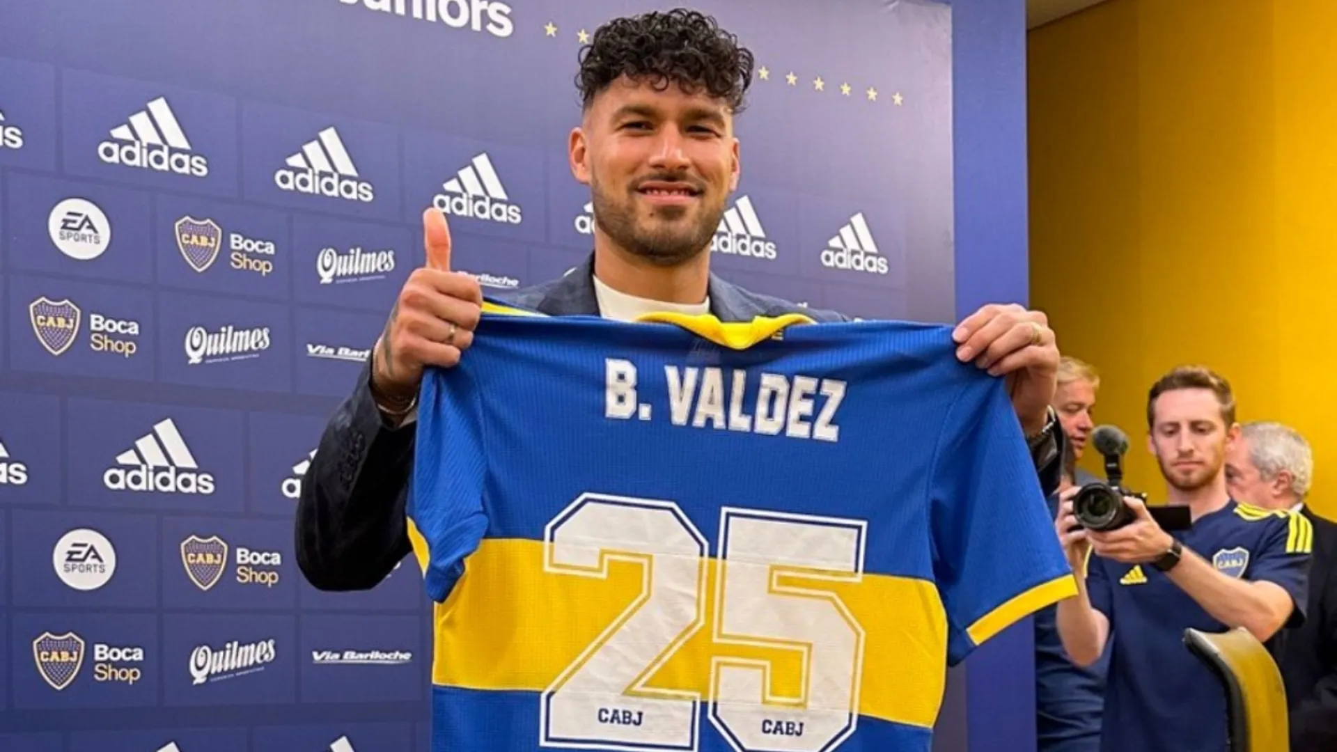 Valdez contó qué divertido pedido le hará a Riquelme: "A ver si me deja, ja"
