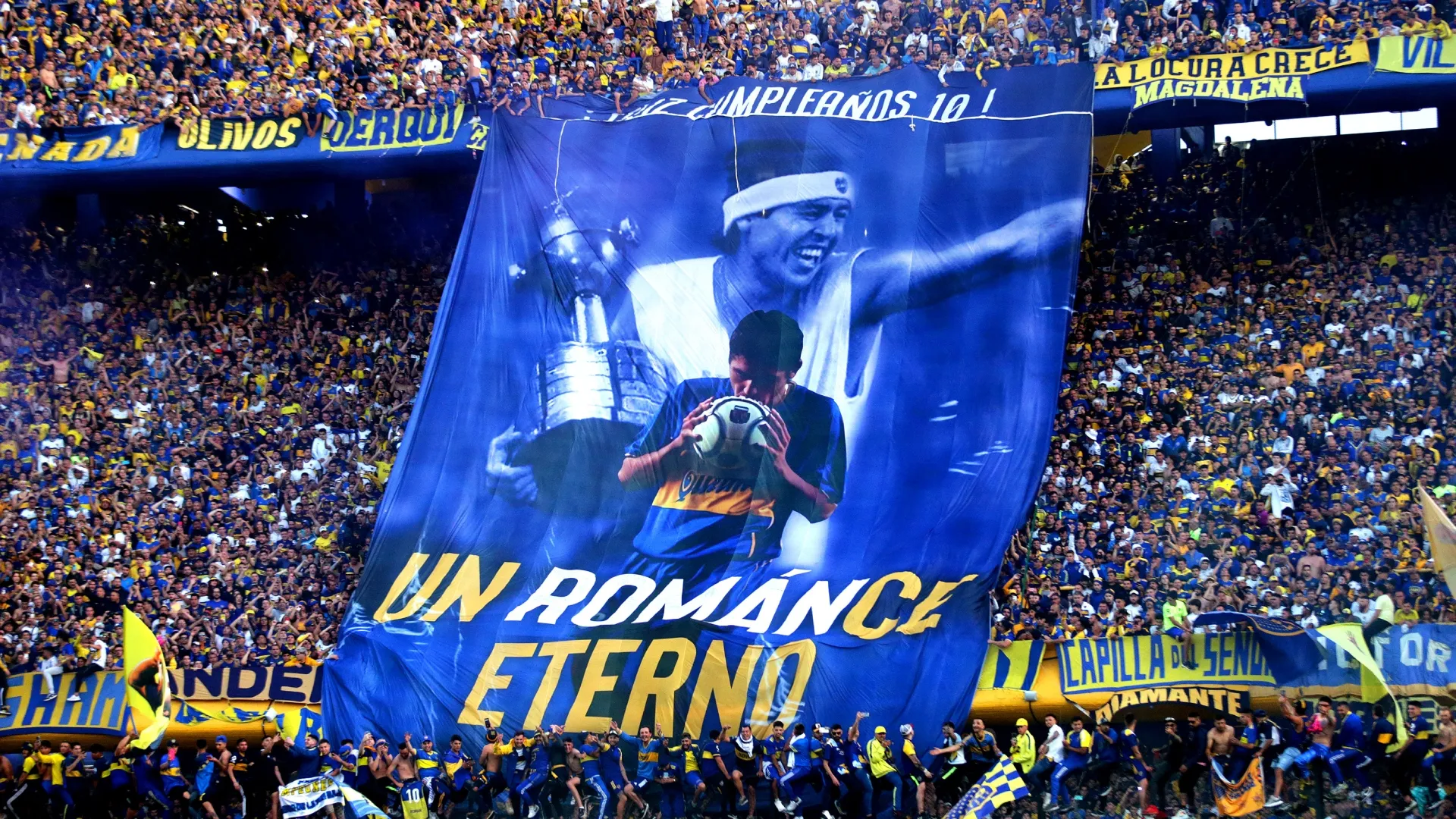 La nueva canción que se viralizó en redes para el homenaje a Riquelme: "Gracias Román"