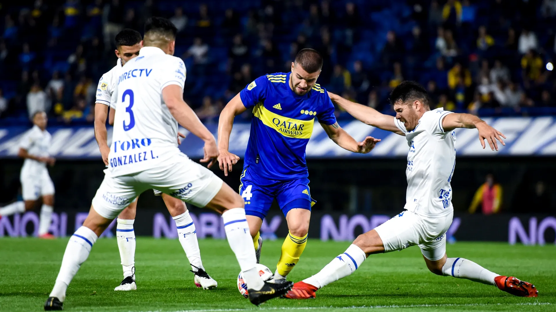 Juega Boca: formaciones, horario y cómo ver el partido vs. Godoy Cruz