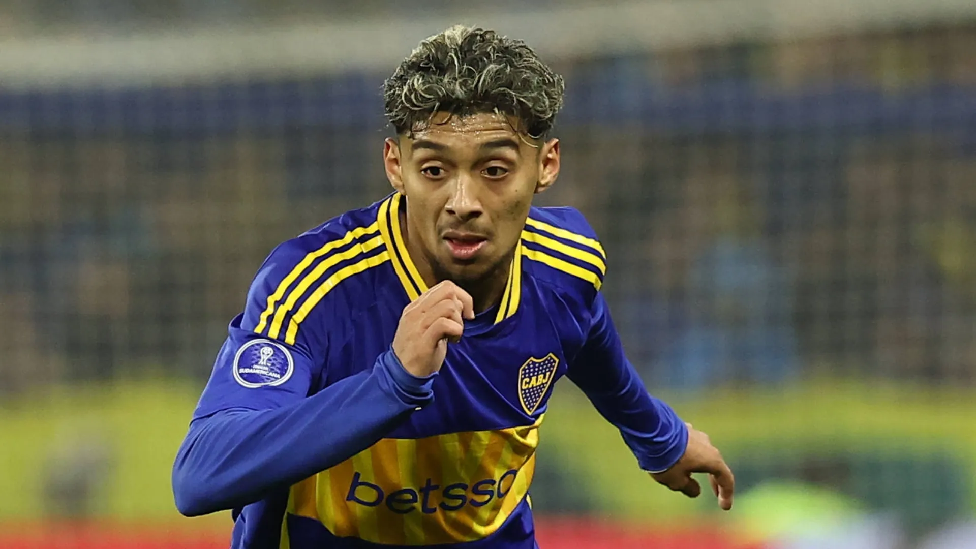 ¿Se va ahora? Qué dicen en Boca, la postura de Medina y de cuánto es su cláusula