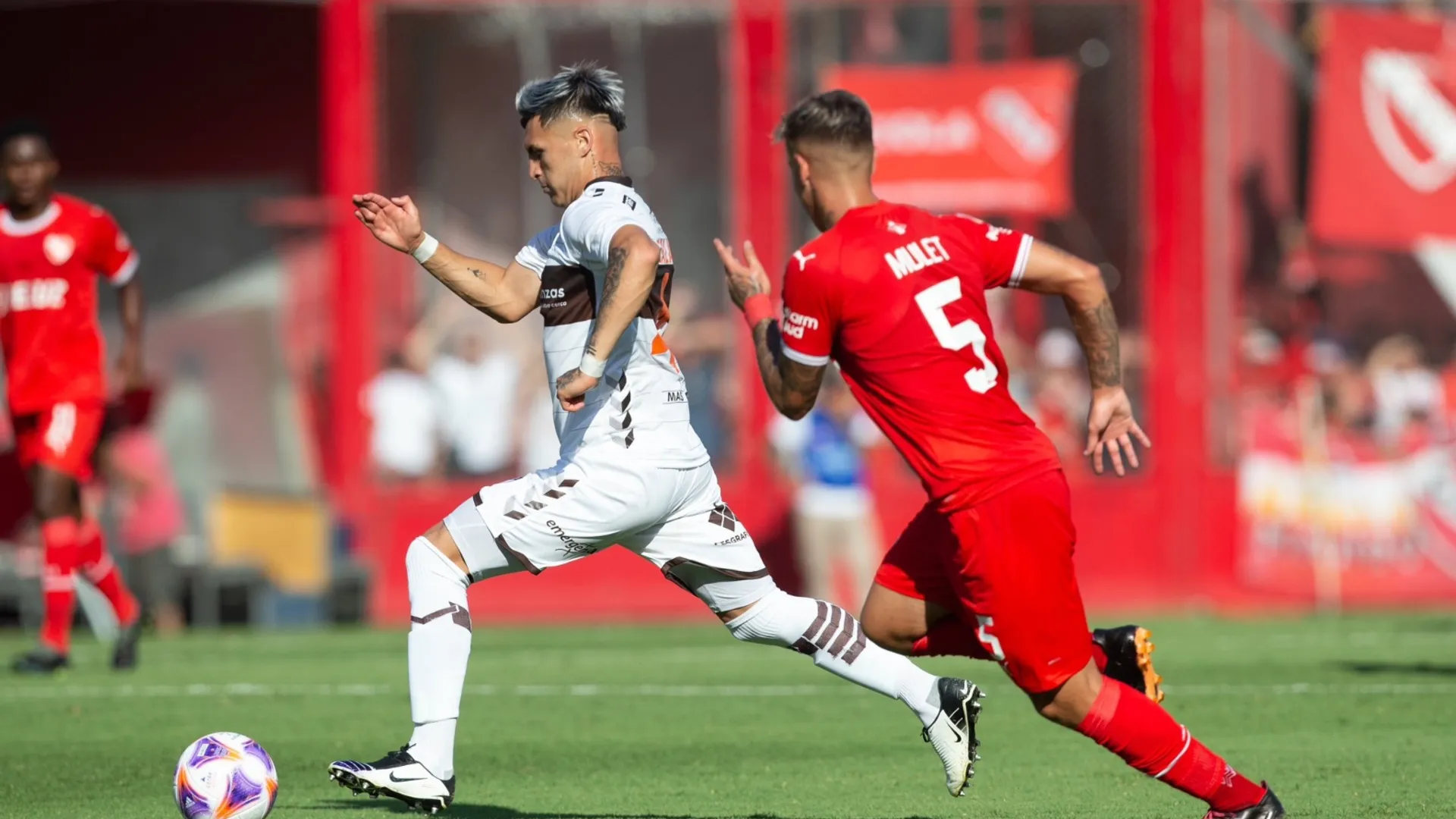 Maxi Zalazar ya se acomodó a Platense: su presente y las charlas con Palermo