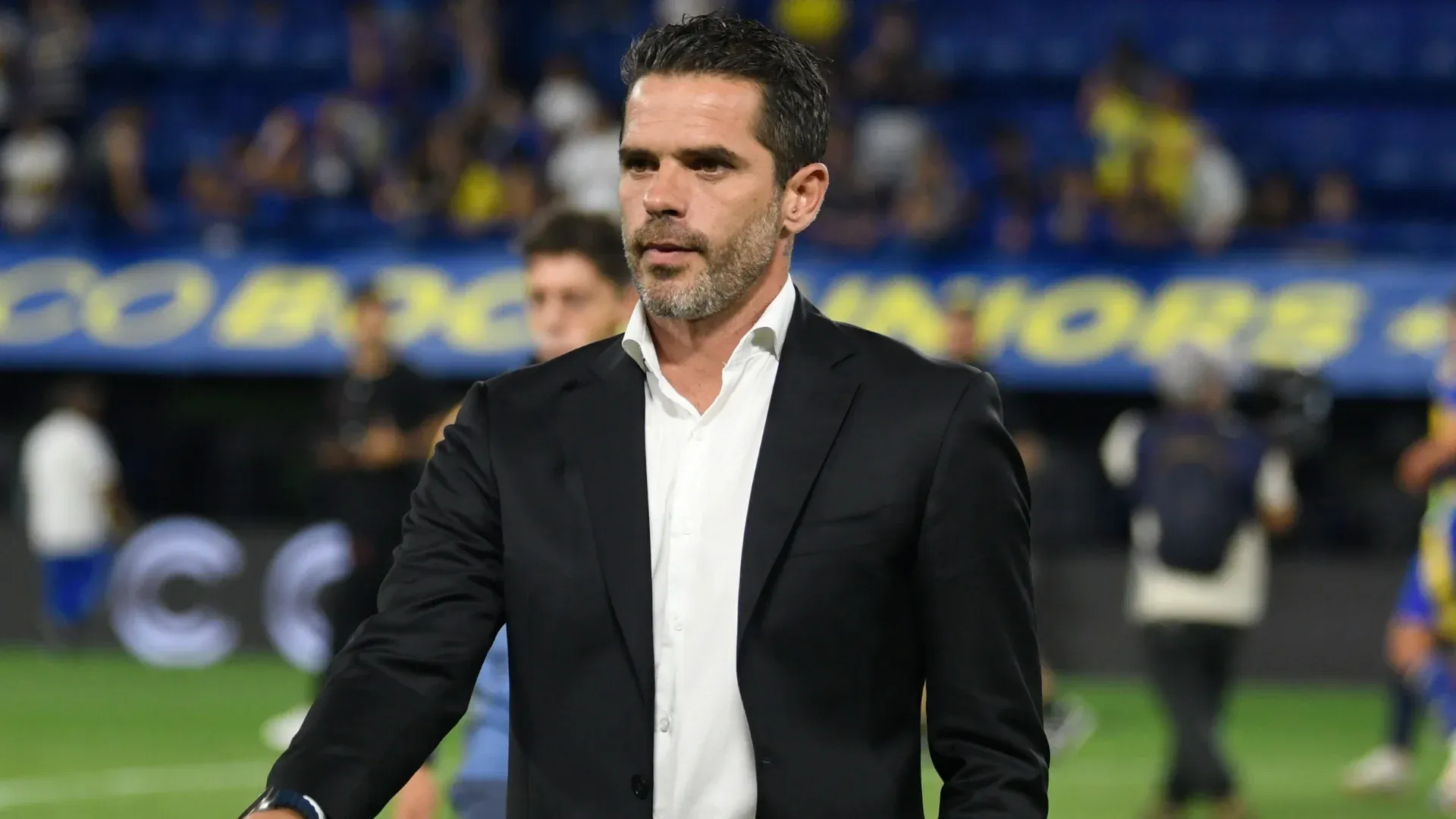 Edinson Cavani, la figura de Boca que muchos critican pero Gago respalda: "No piensa sacarlo"