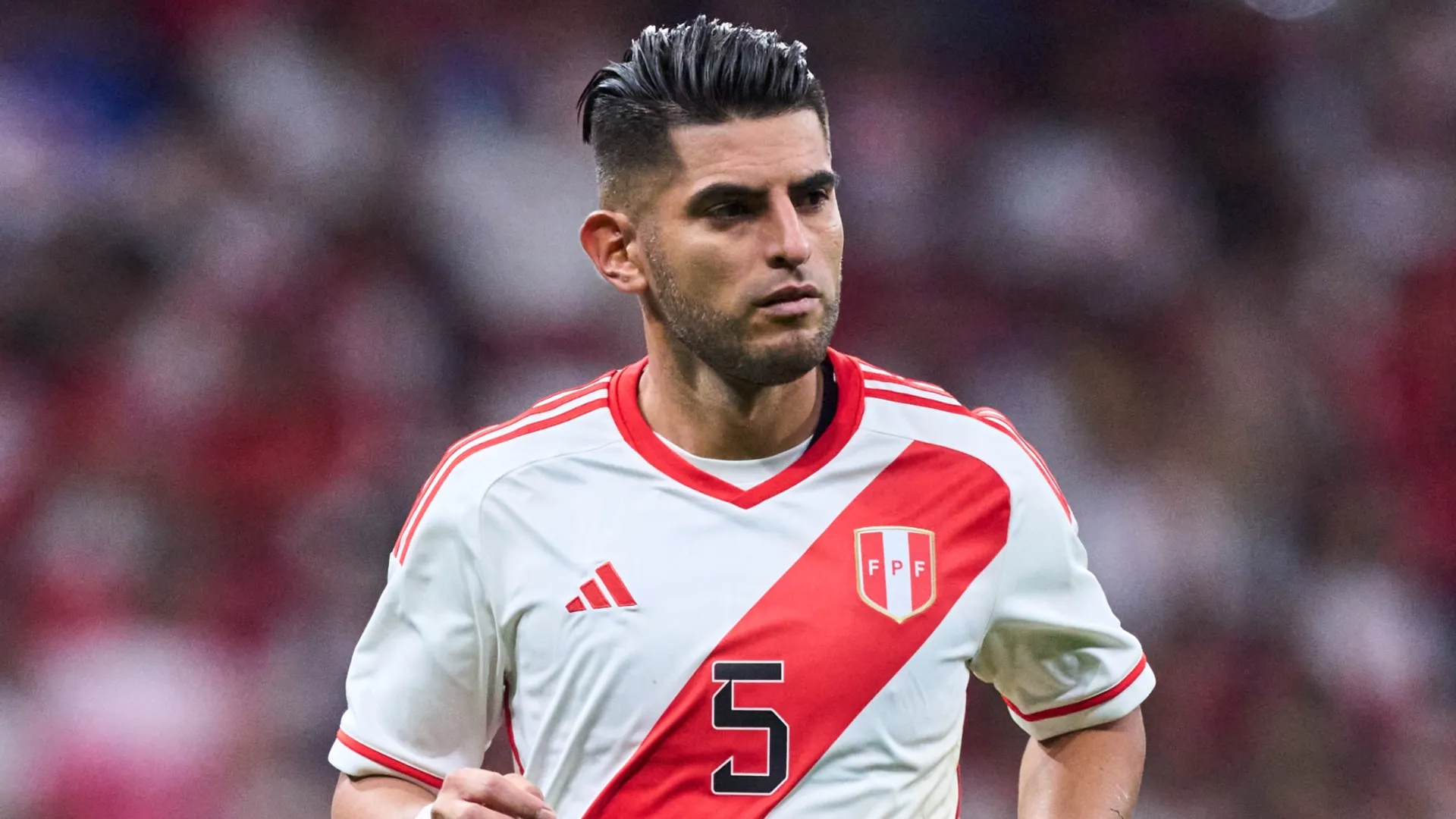 Zambrano contó el insólito motivo por el que rechazó al Liverpool