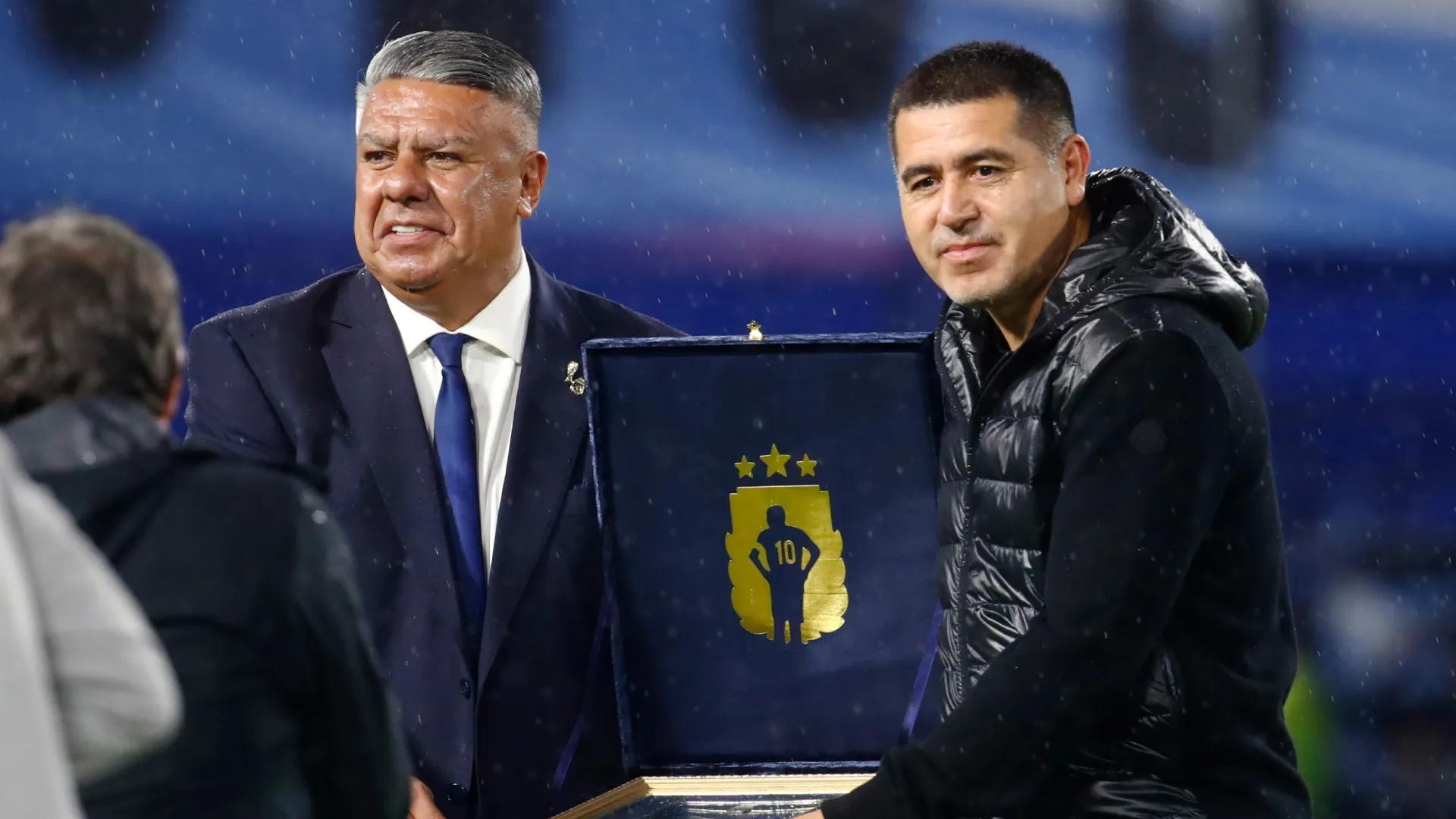 Chiqui Tapia invitó a Riquelme al partido de Argentina vs. Egipto: el presidente de Boca decidió quedarse