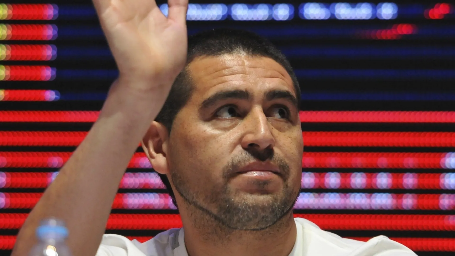 ¿Riquelme presidente? El sorpresivo pasacalles que apareció en Casa Amarilla