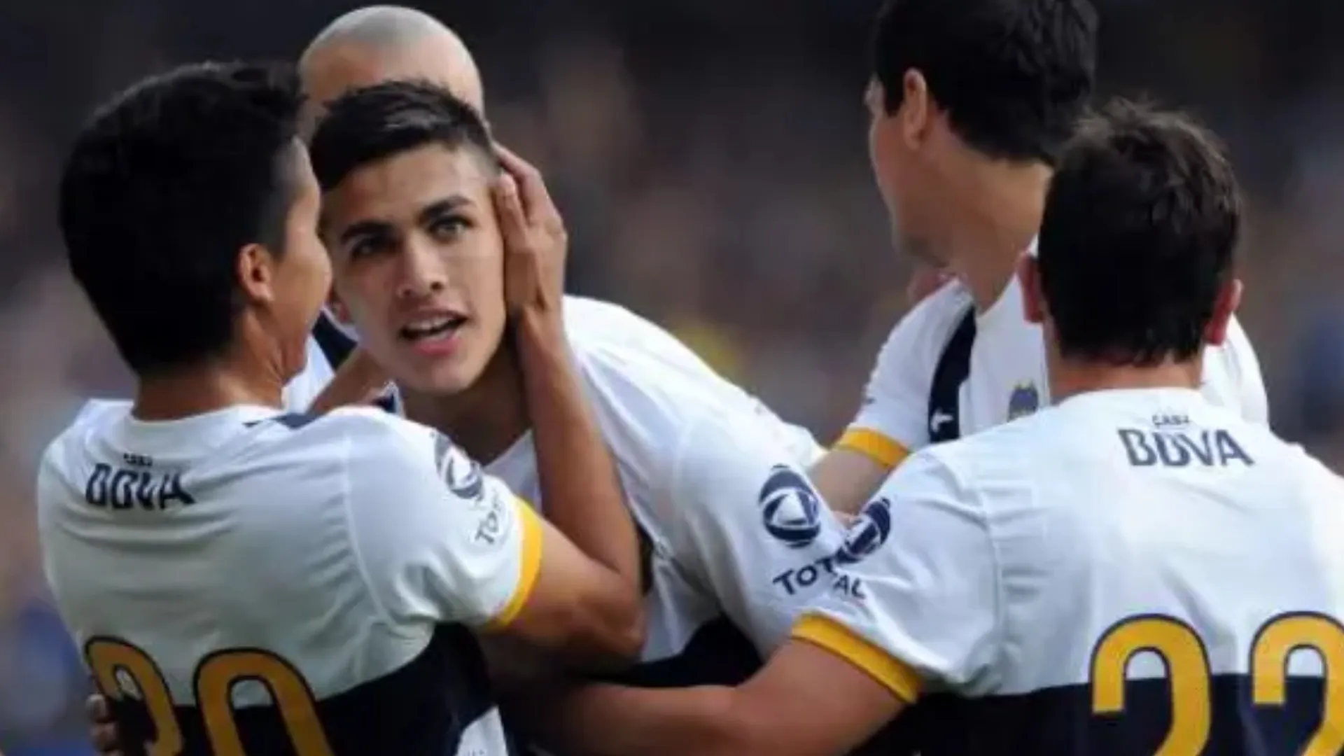 Santiago Silva, el ex Boca que se reencontró con Leandro Paredes en el predio de la Selección Argentina