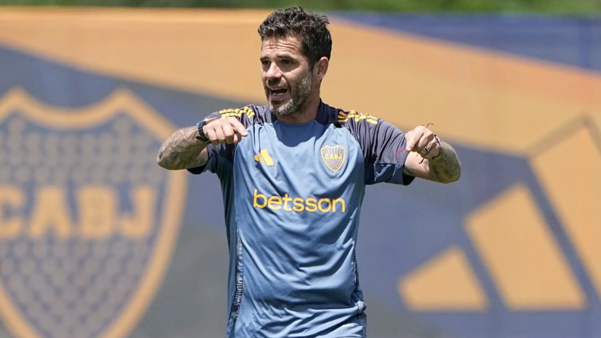 Dos dudas: el probable equipo de Gago para el partido de Boca ante Unión