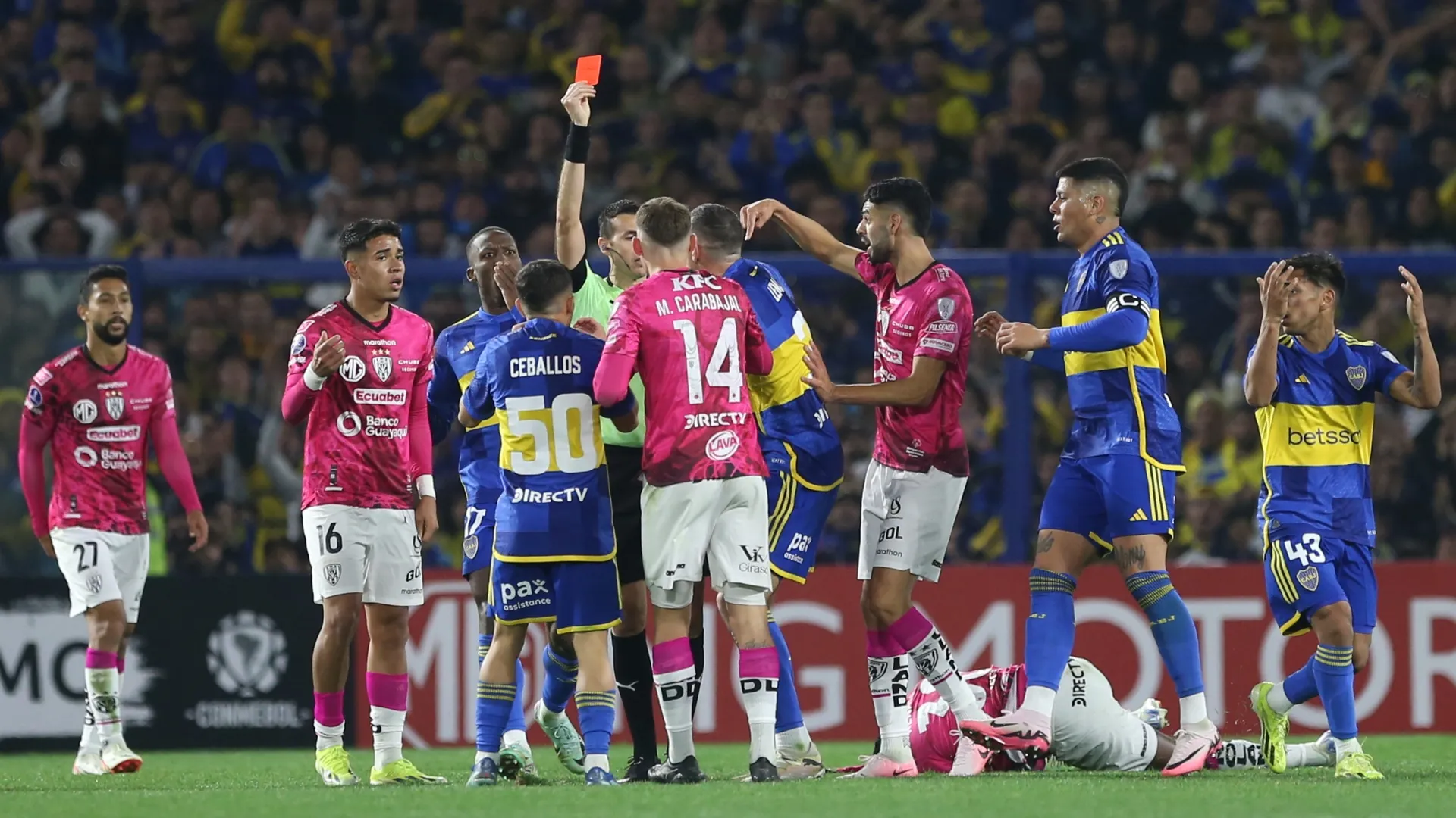 Un gran problema: las expulsiones que sufrió Boca en los últimos partidos clave