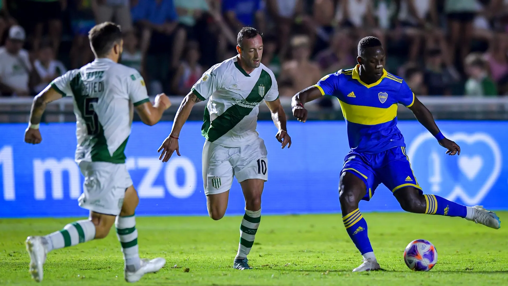 Boca vs. Banfield por la Liga Profesional 2024: horario, formaciones y TV