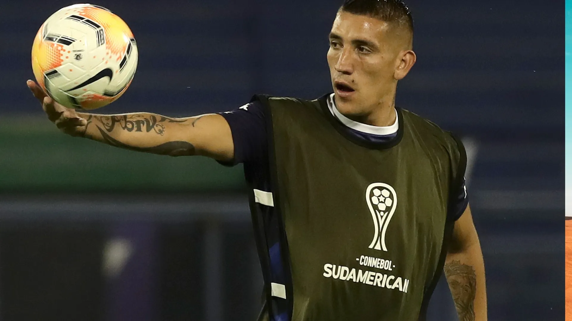 Ex Boca | El drama de Ricardo Centurión: un año sin jugar en Vélez y a punto de quedar libre