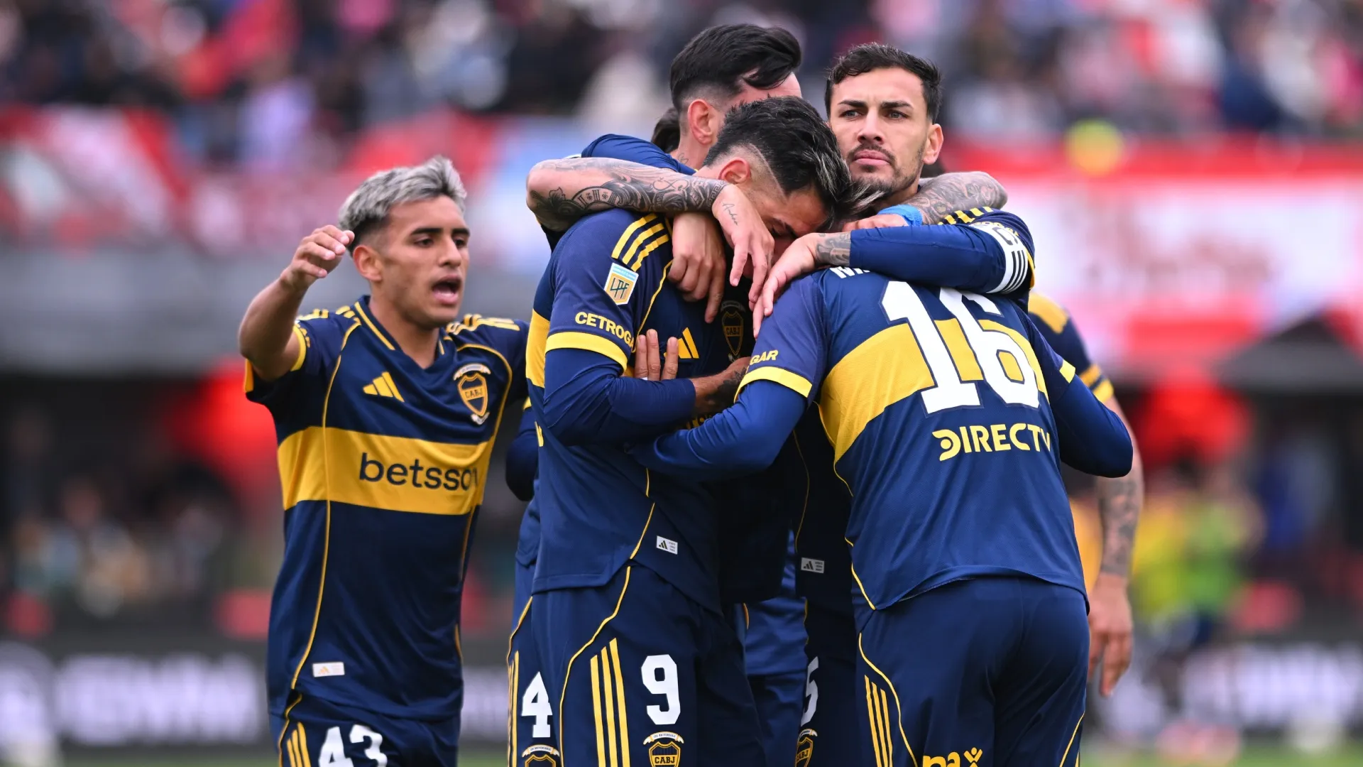 Exequiel Zeballos, el jugador de Boca que deslumbró a los hinchas ante Barracas Central: "La rompió toda"