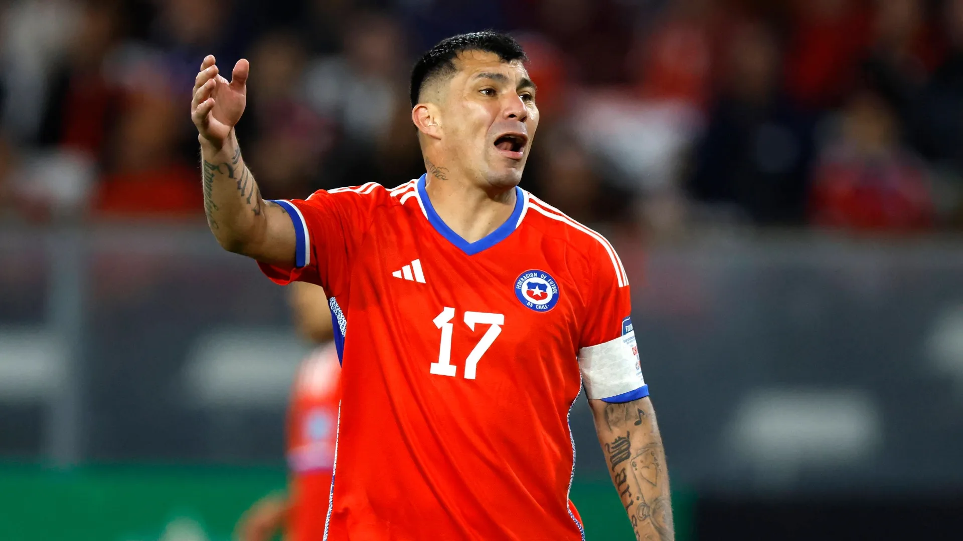 Gary Medel y un fuertísimo tuit por el "robo" a Chile en la Copa América