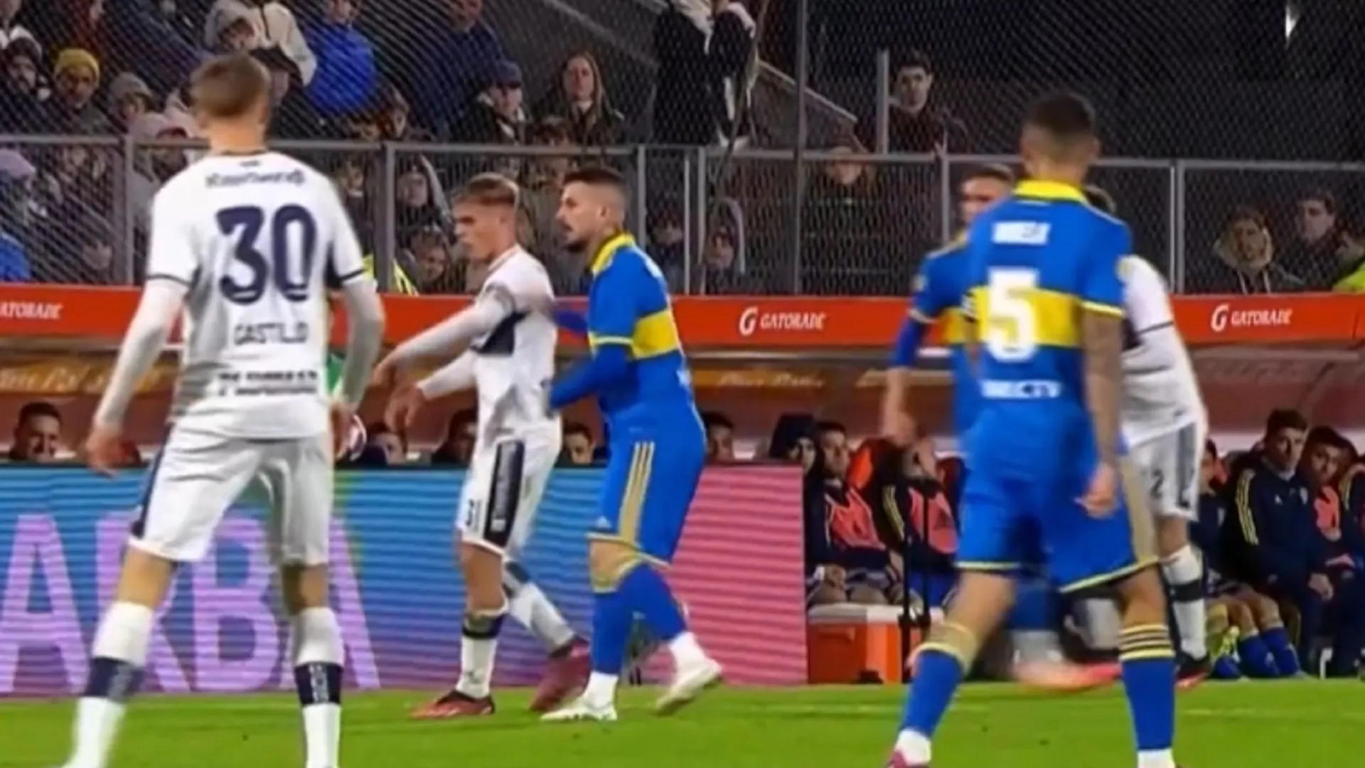 Recuerdo | El viejo cruce entre Ignacio Miramón y Darío Benedetto en un Boca vs. Gimnasia