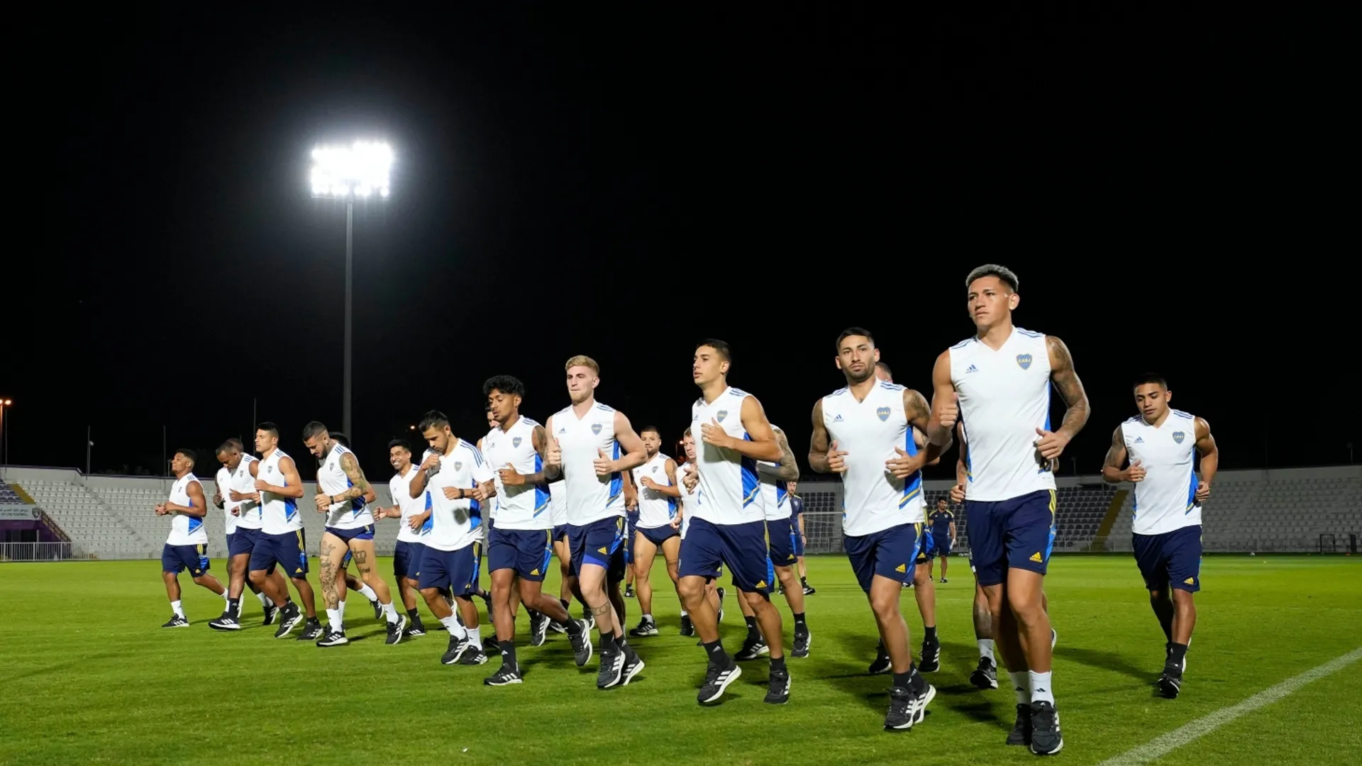 Tridente sorpresa: el equipo que probó Ibarra en la primera práctica en Abu Dhabi