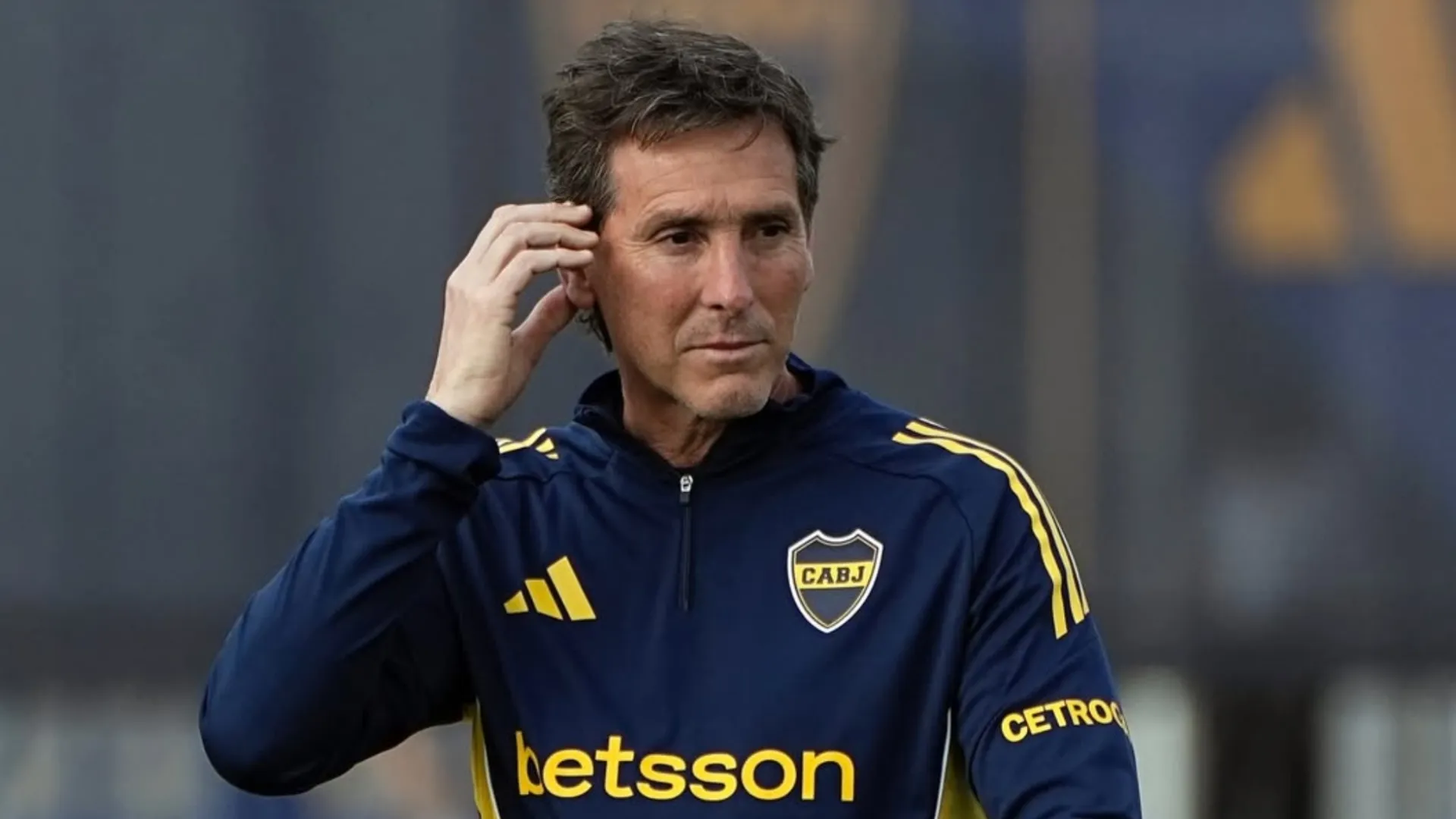 La tristeza de Claudio Úbeda por el golpe pone en duda quién será el DT de Boca