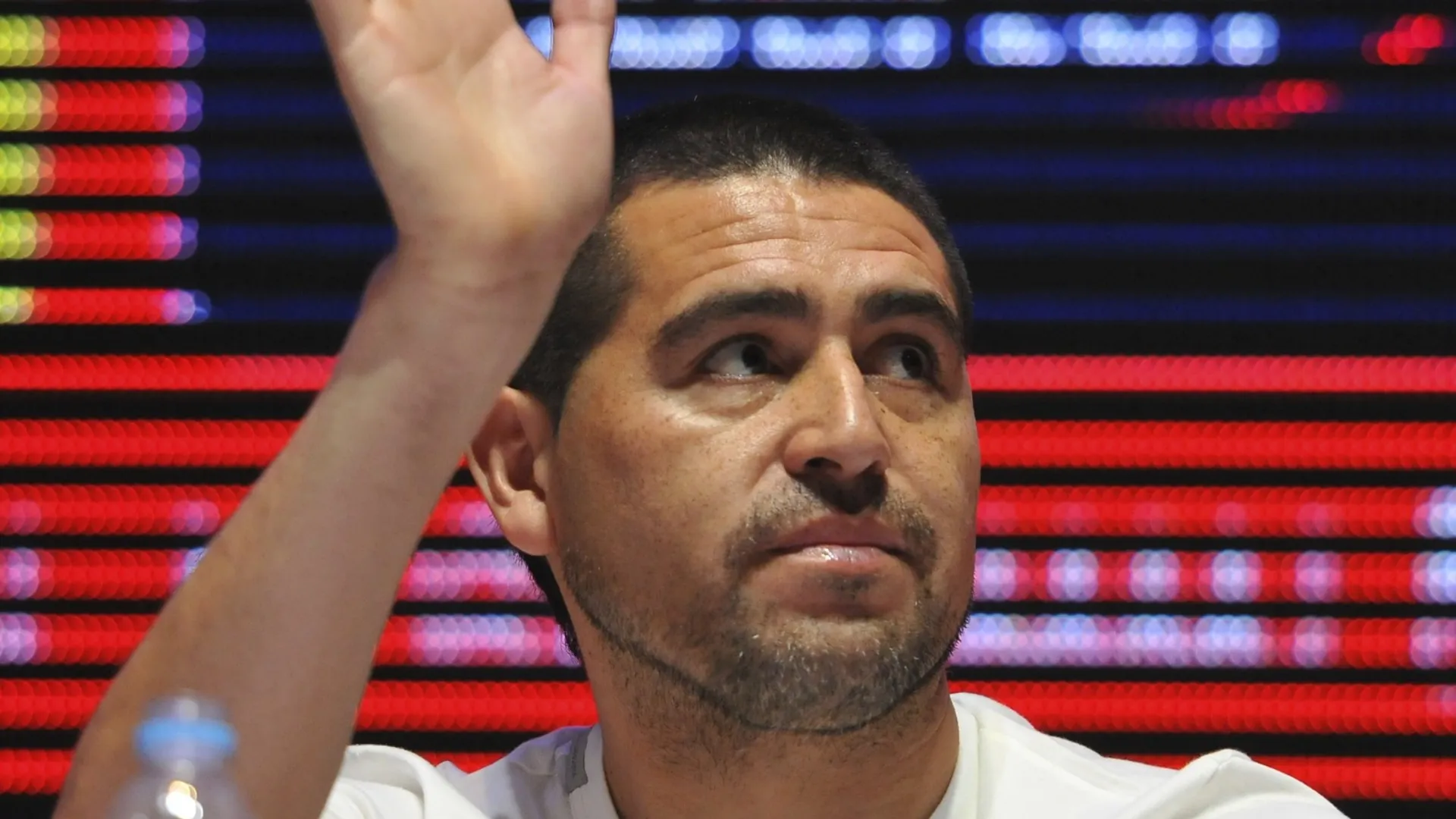 "Es difícil no estar de acuerdo": la inesperada banca del DT de un grande a Riquelme