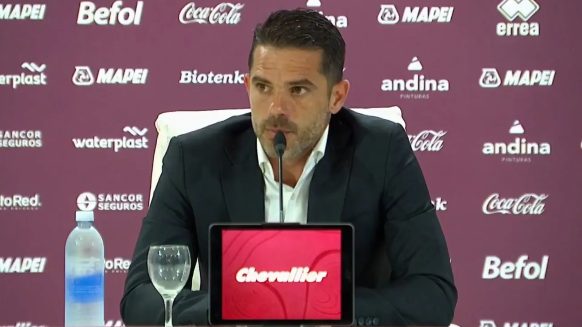 El fuerte enojo de Fernando Gago tras la derrota de Boca ante Lanús: "No me gustó para nada"